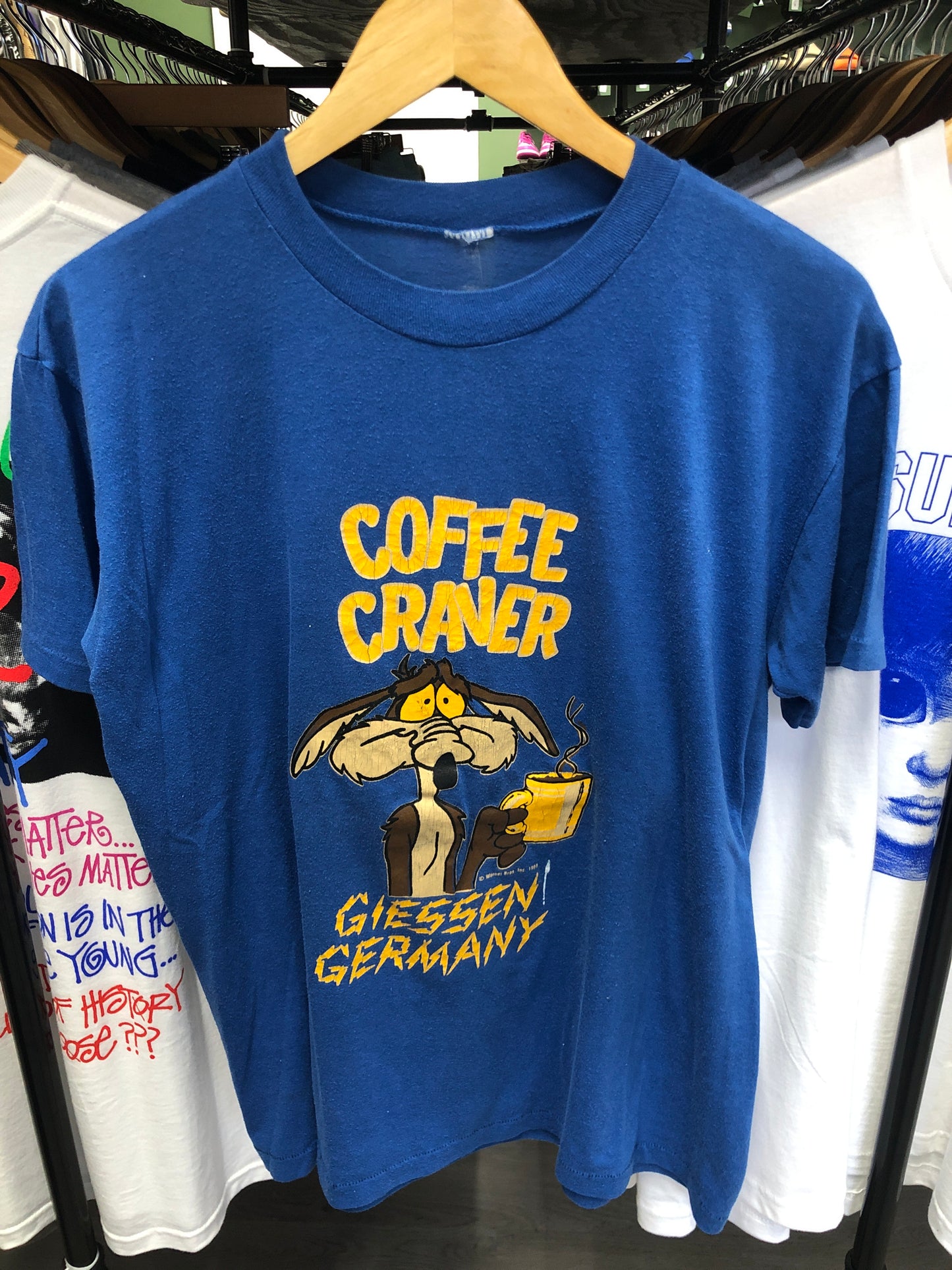 Vintage Wile E. Coyote Coffee Craner Tee