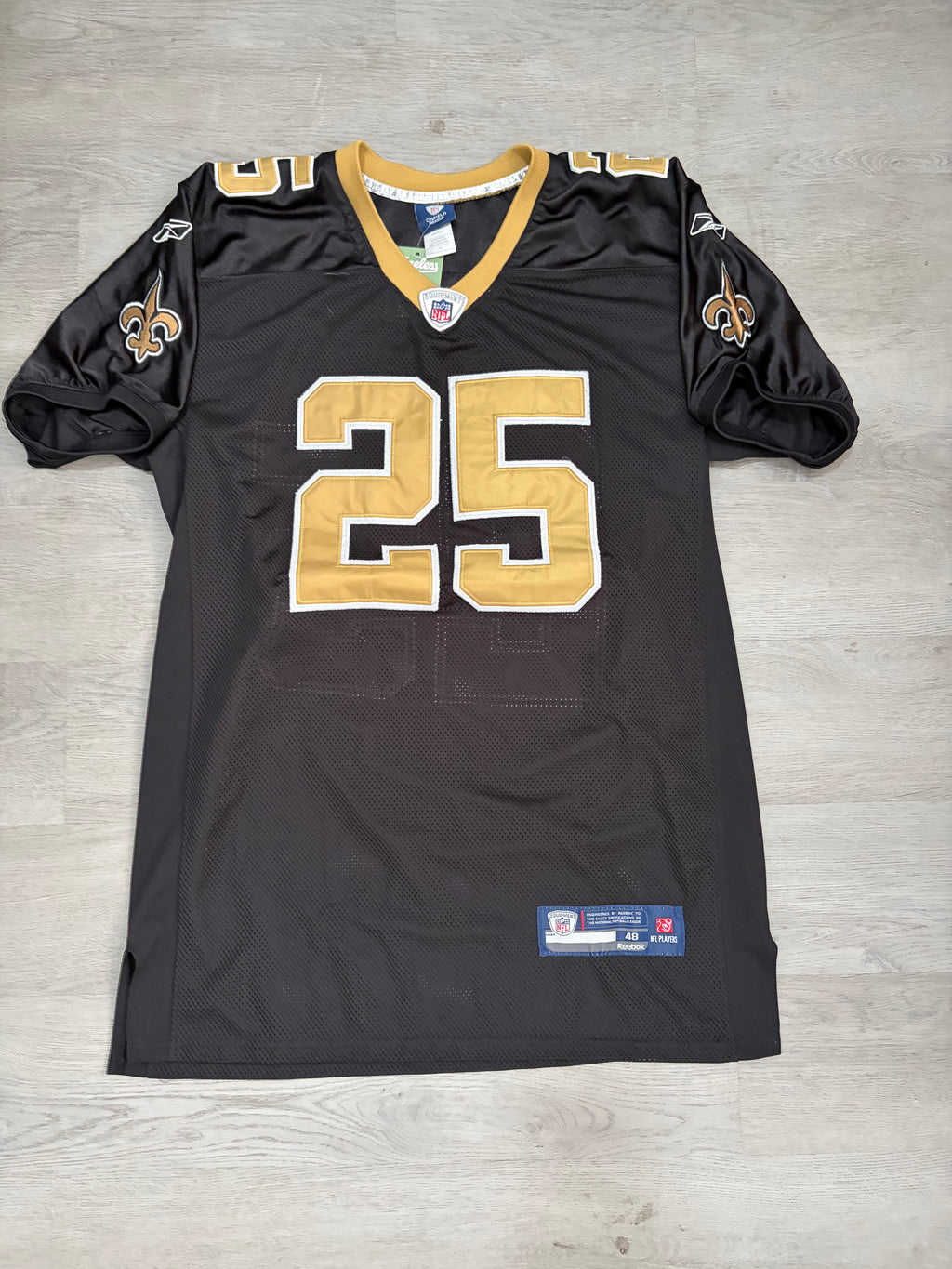 Vintage Reebok NFL New Orleans Saints Reggie Bush Jersey