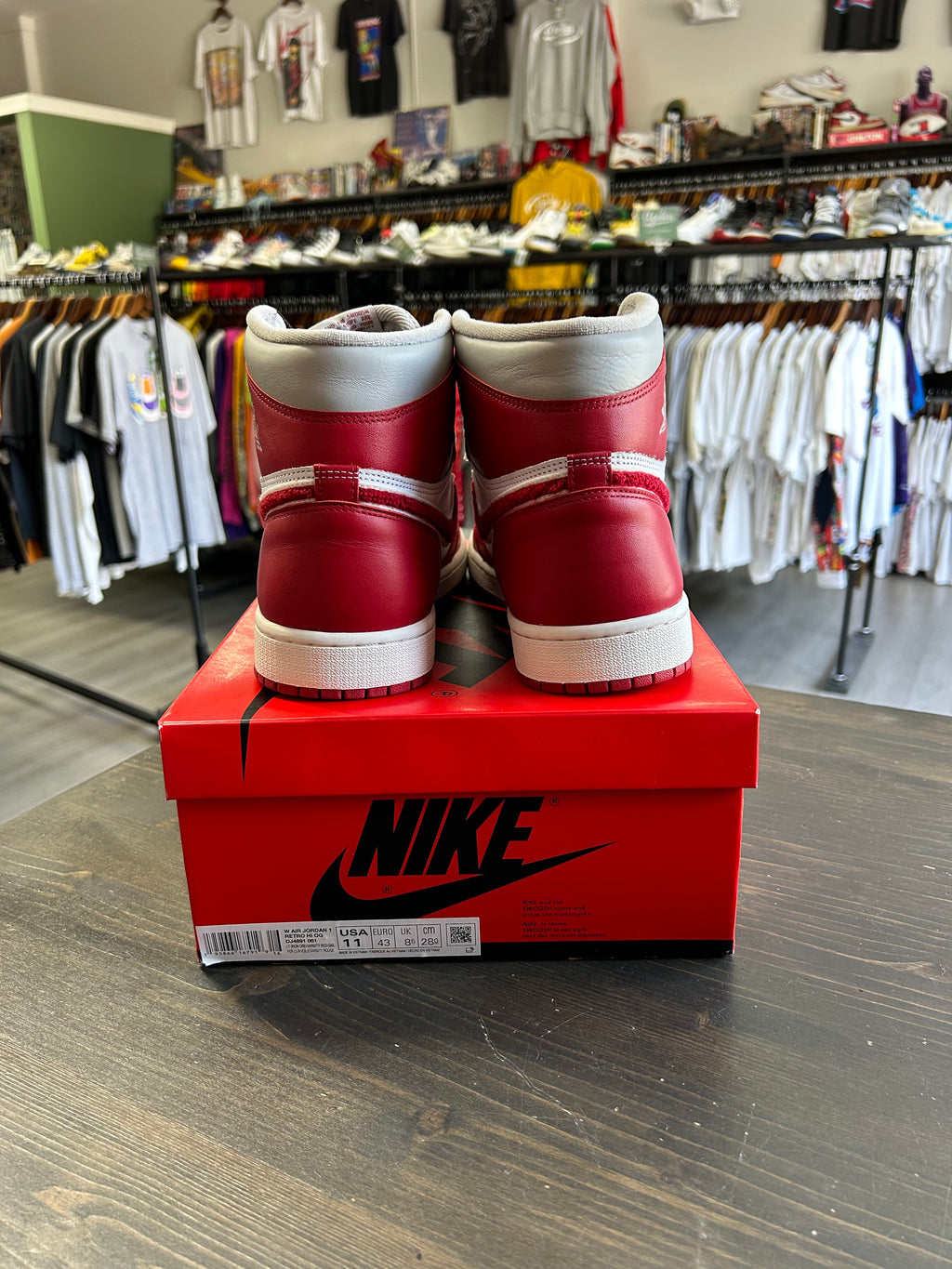 Pre-Owned Women’s Jordan 1 Retro High OG Varsity Red