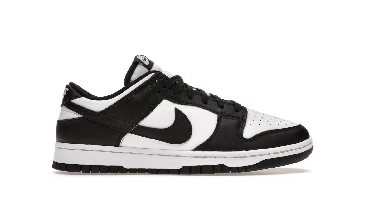 Nike Dunk Low Retro
White Black Panda