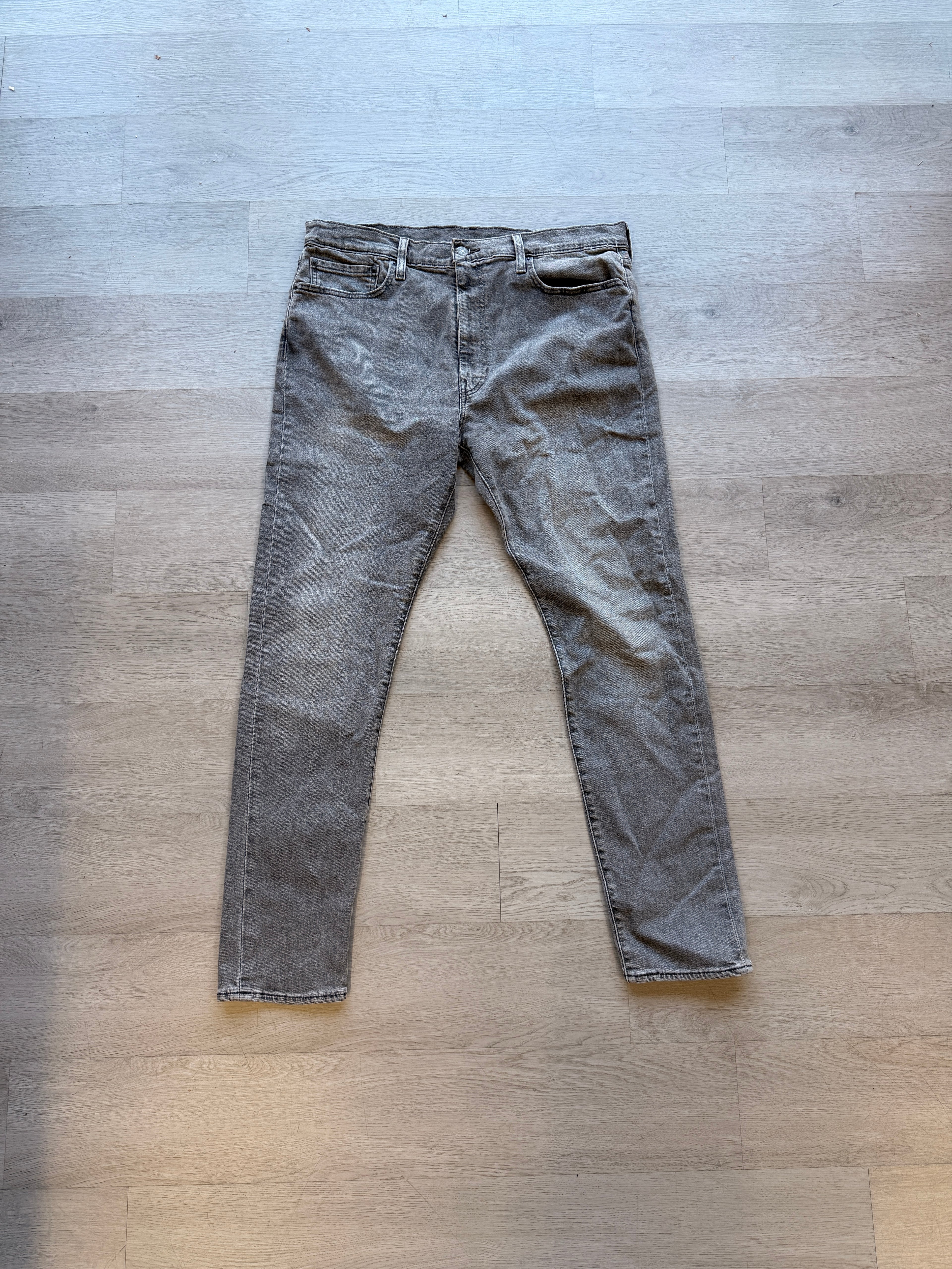 Levi’s Premium Lot 512 Jeans
