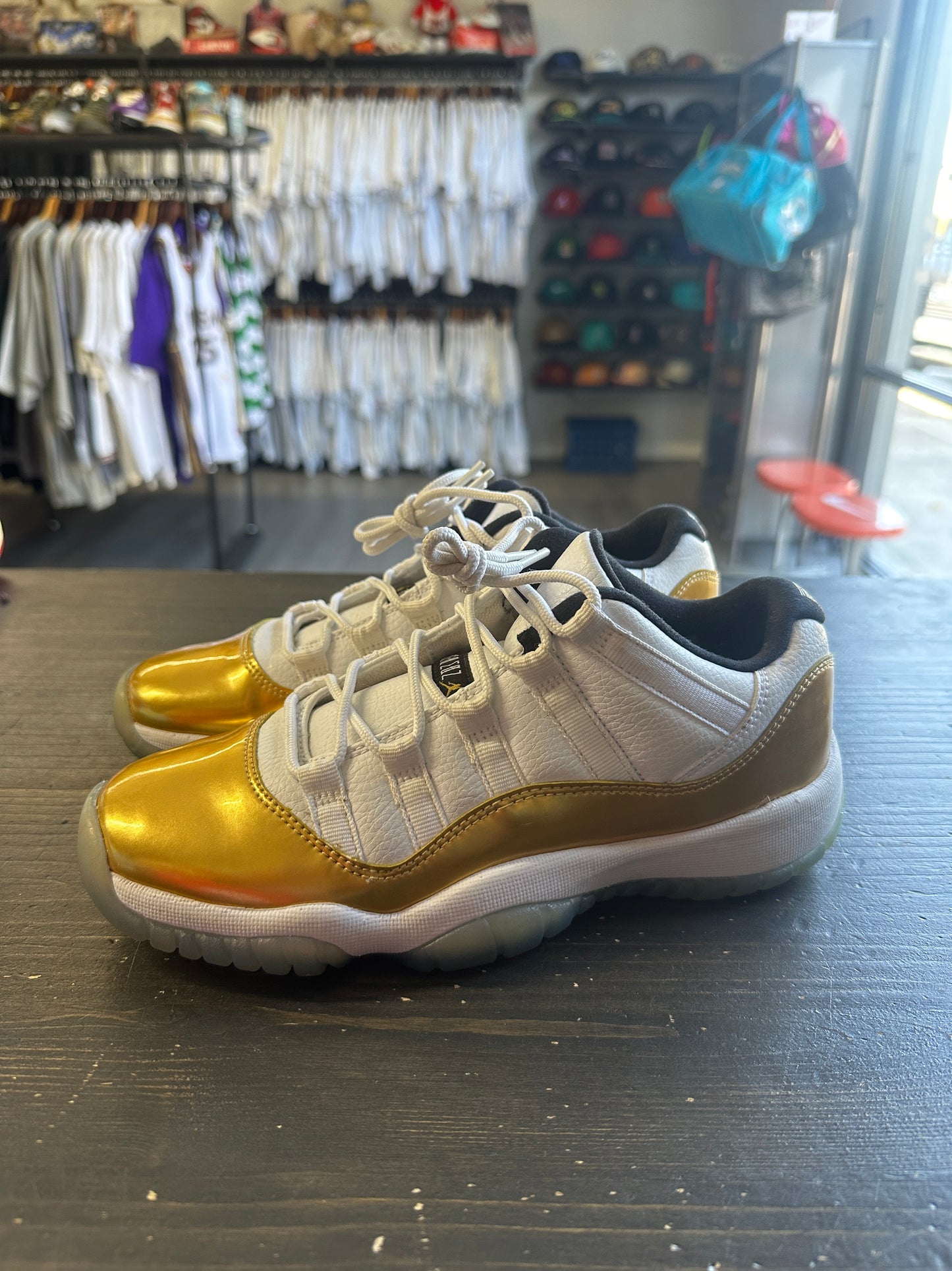 Pre-Owned Jordan 11 Low Closing Ceremony