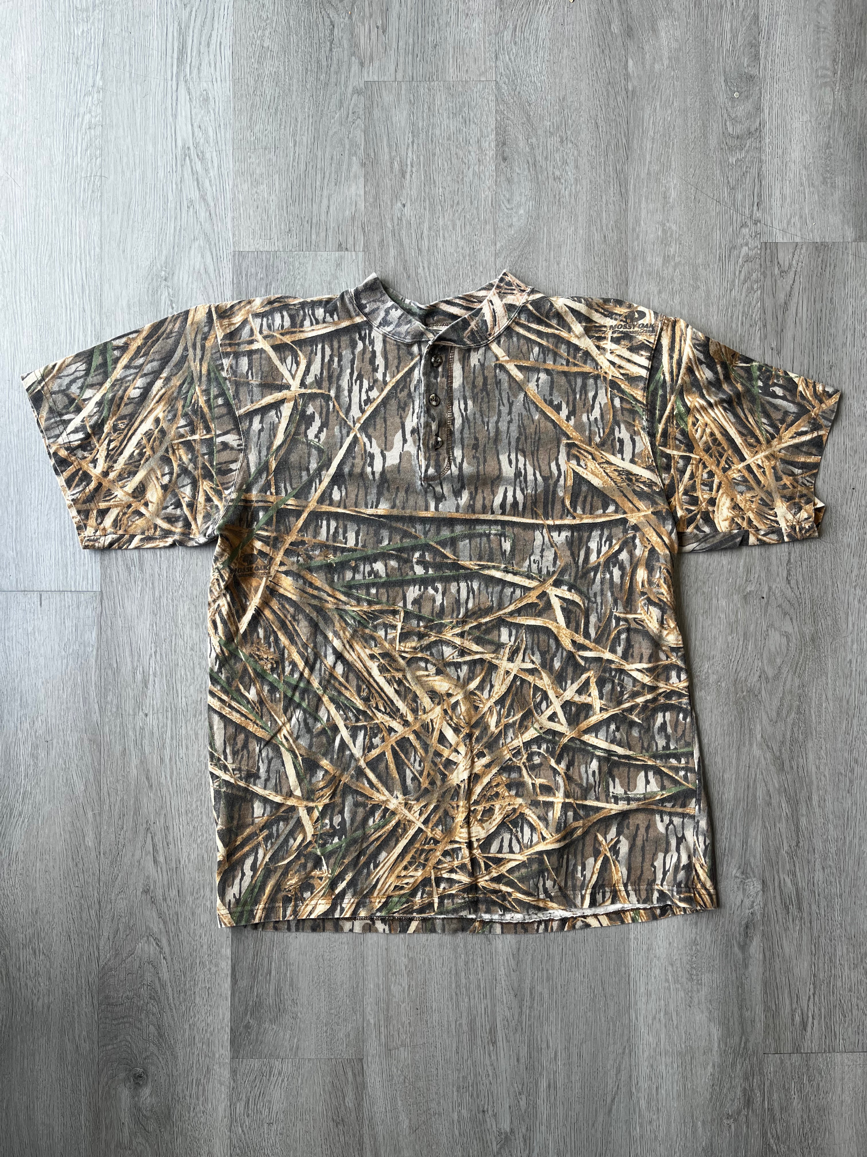 Vintage Mossy Oak Camo Button Tee