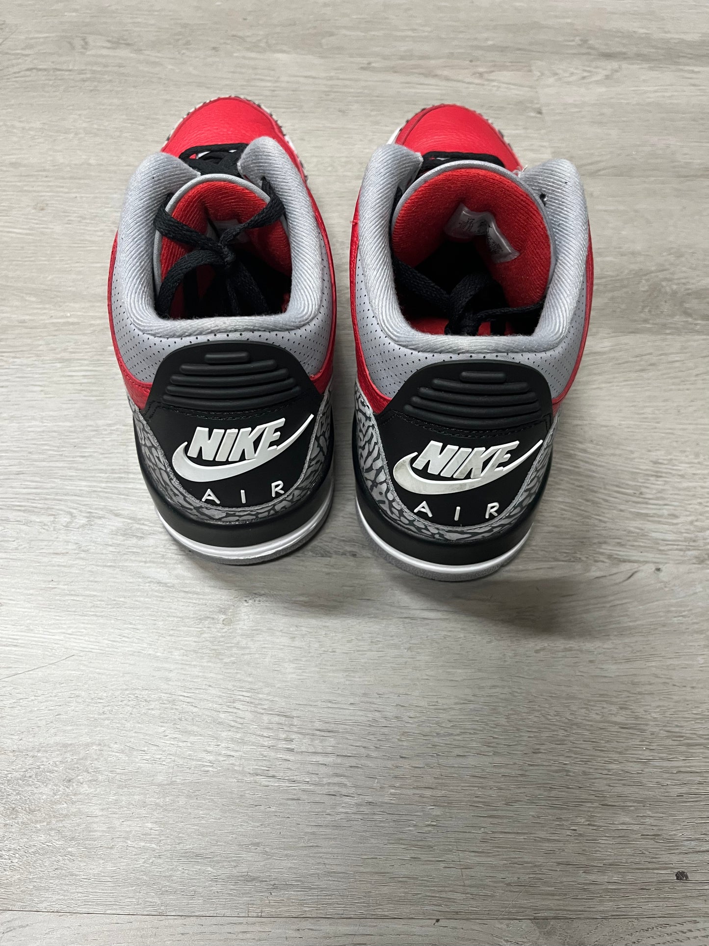 Pre-owned Jordan 3 Retro SE Unite