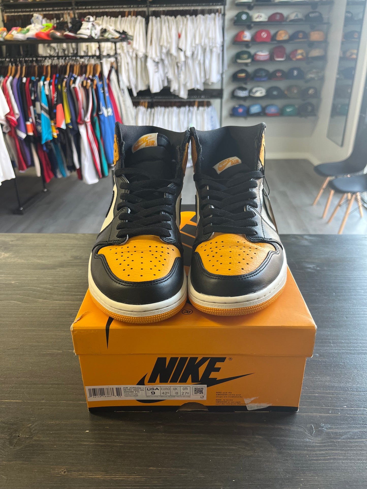 Pre-owned Jordan 1 High Taxi