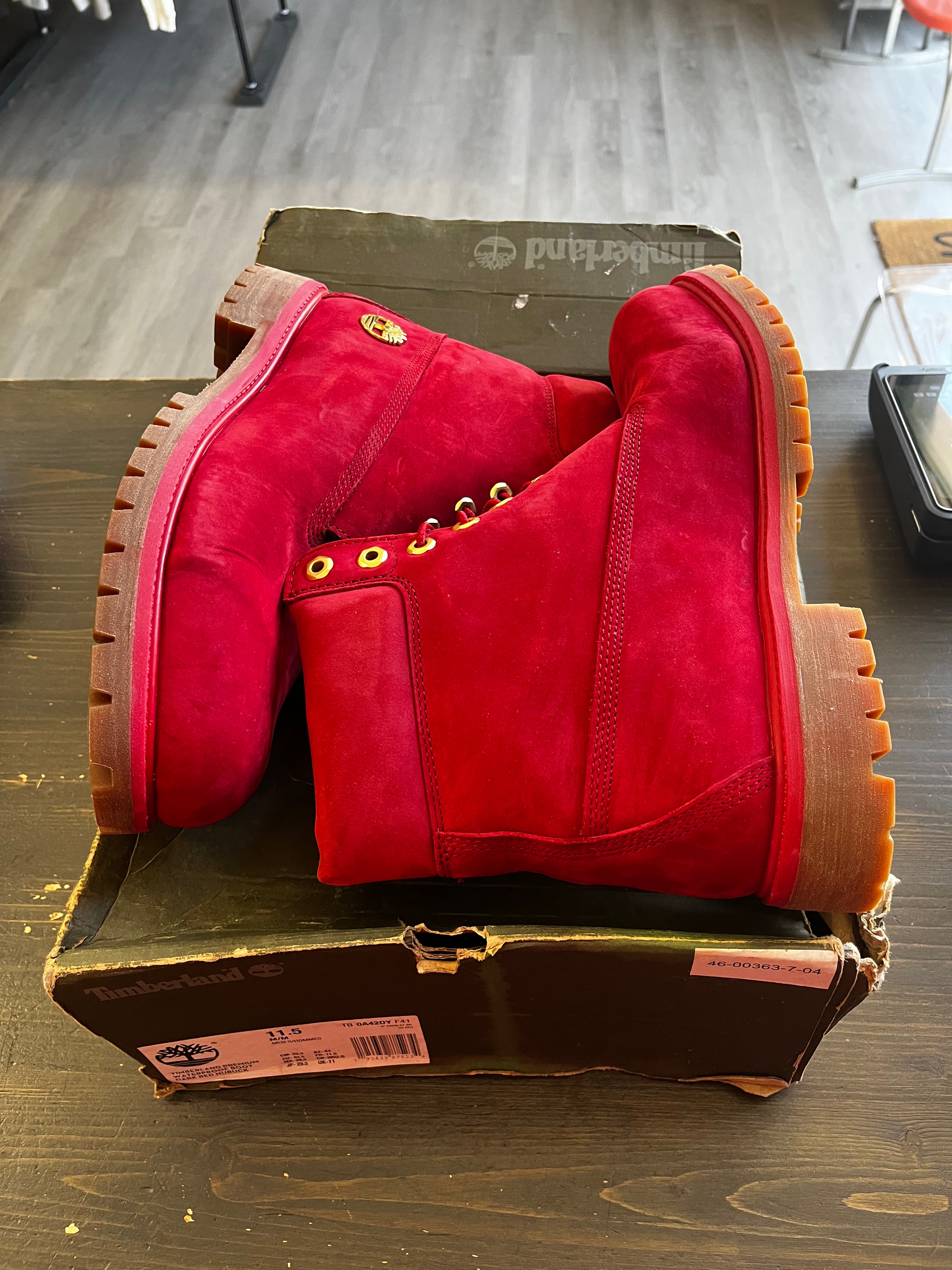Pre-Owned Men's Timberland 6 Inch Premium Boot 'Dark Red'
