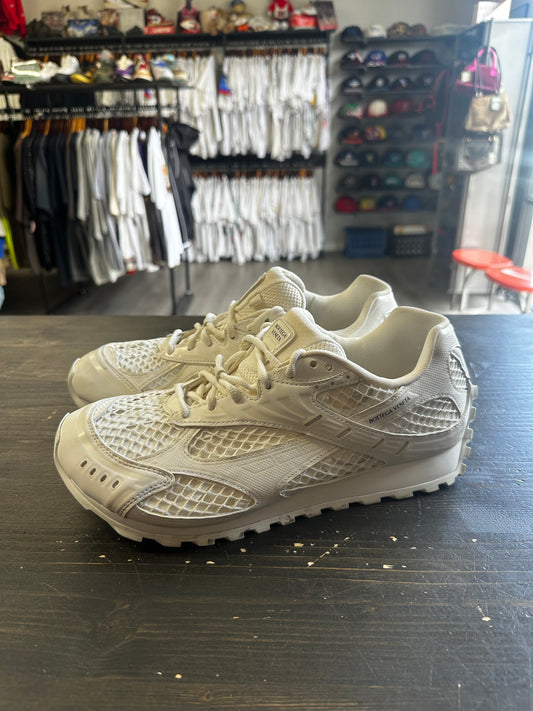Pre-Owned Bottega Veneta Orbit Sneaker White
