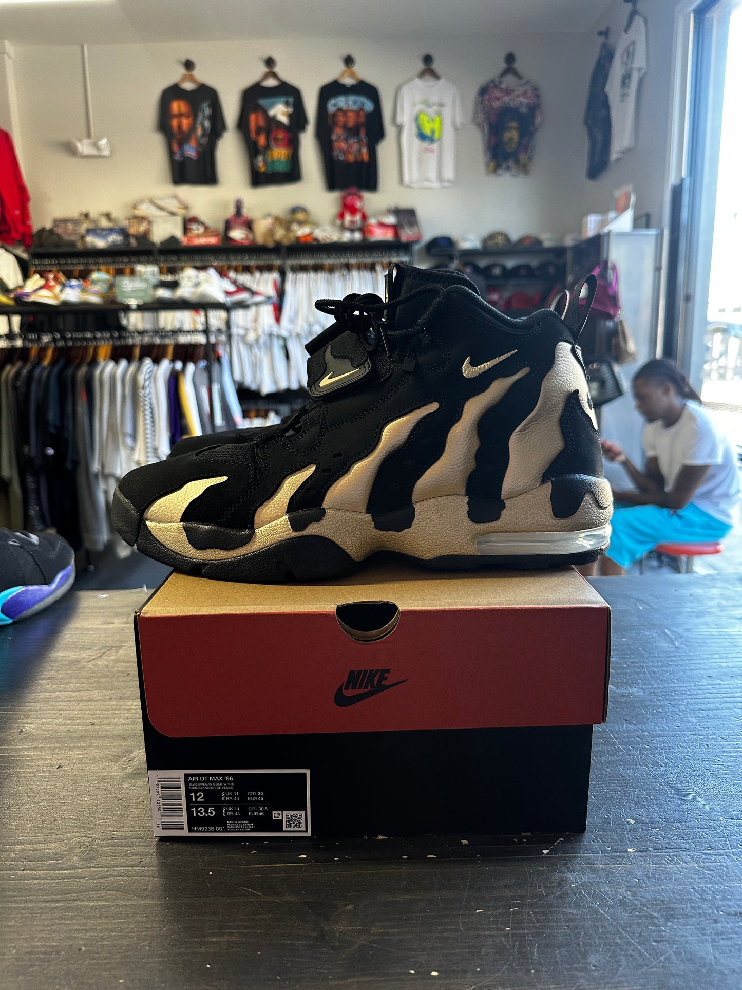 Pre-Owned Nike Air DT Max ‘96 Black Vegas Gold