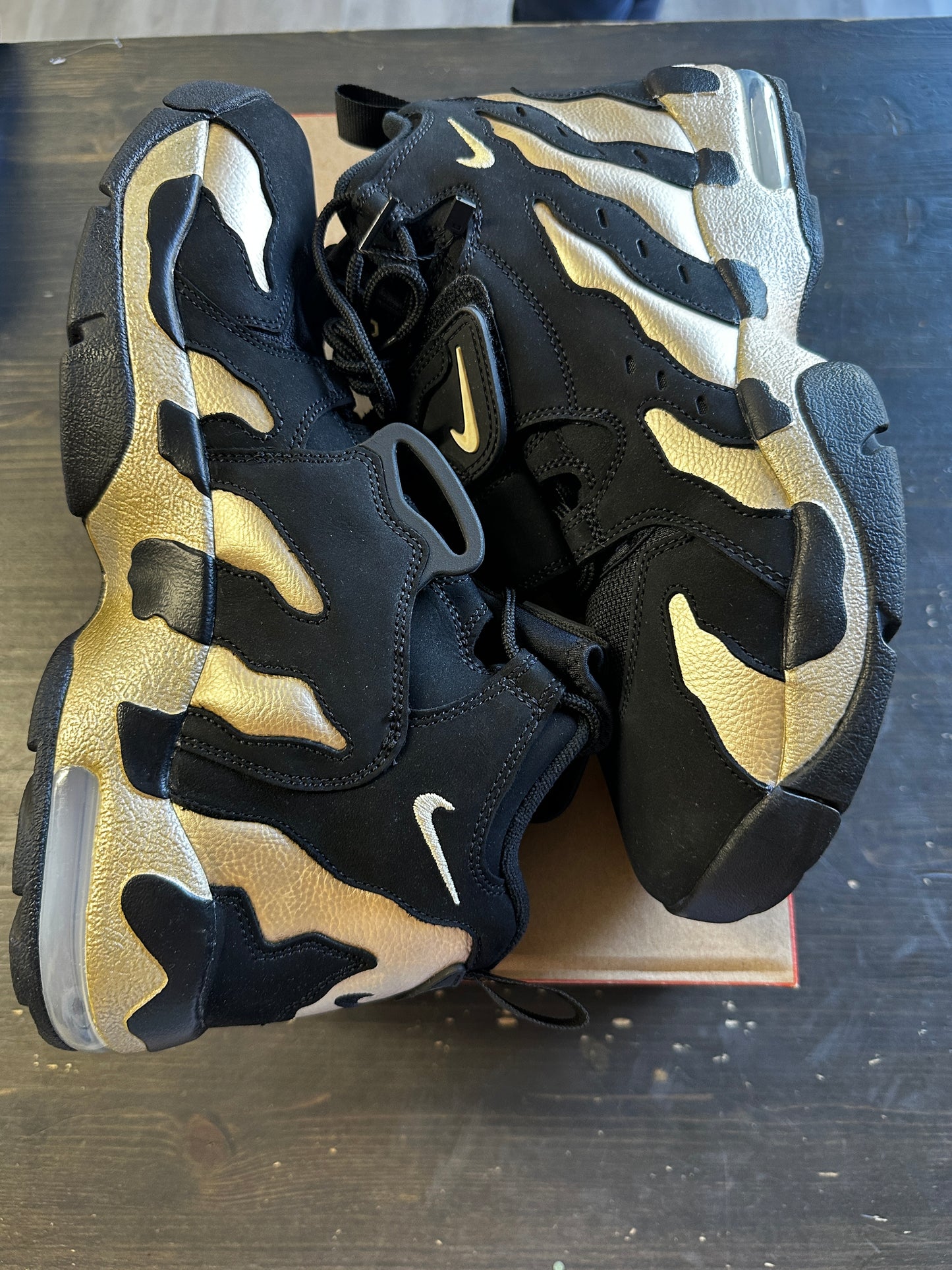 Pre-Owned Nike Air DT Max ‘96 Black Vegas Gold