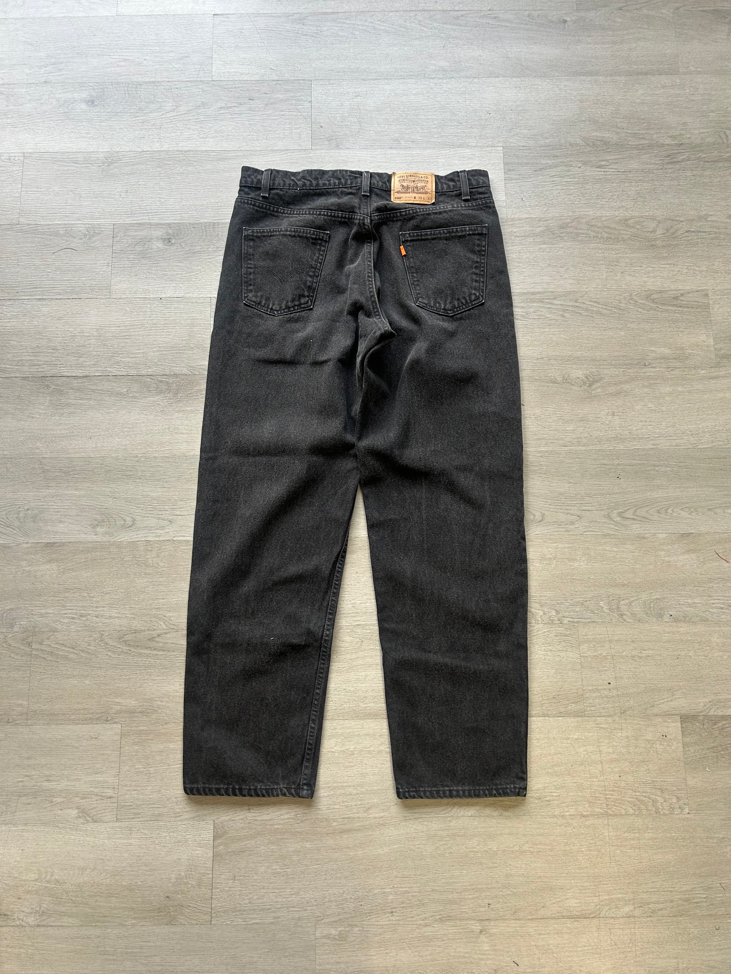 Vintage Orange Tab Levi's 550 Relaxed Fit Black Jeans