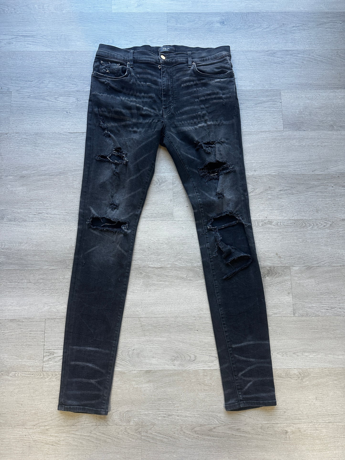 Pre-Owned Amiri MX1 Distressed