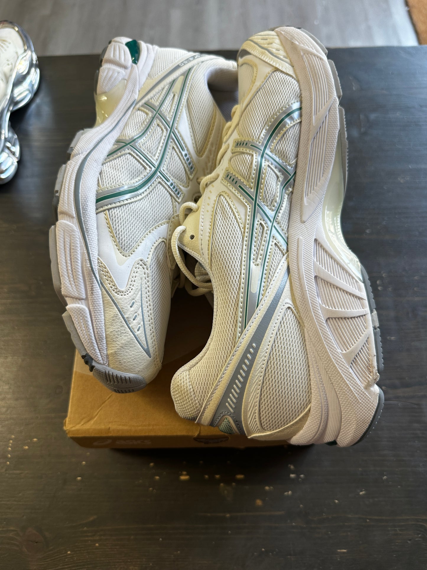 Pre-Owned ASICS GT-2160 Cream Jasper Green