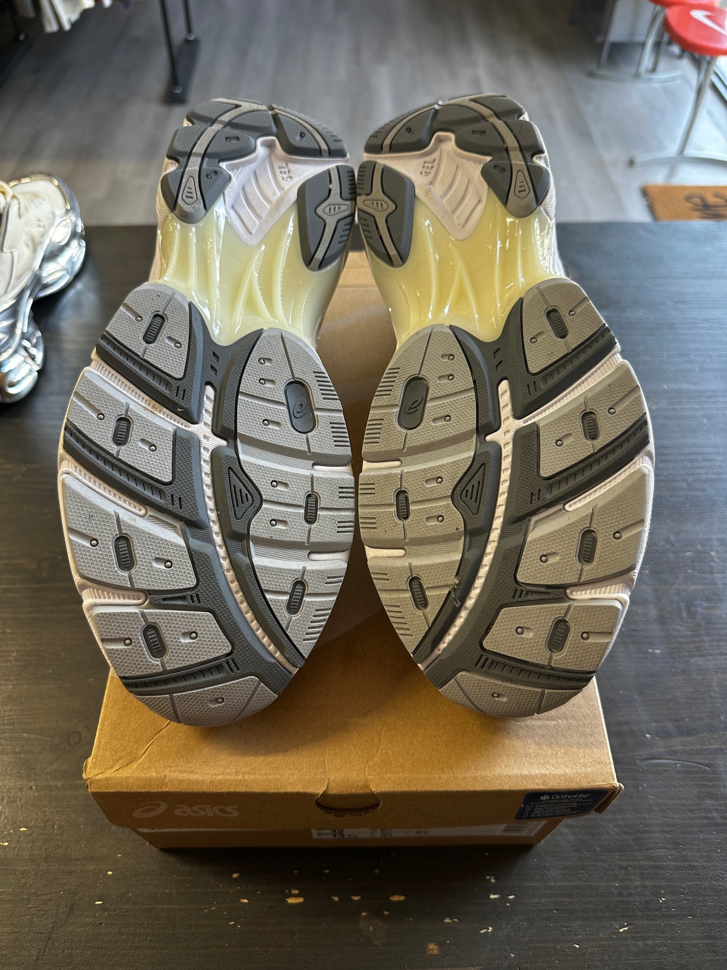 Pre-Owned ASICS GT-2160 Cream Jasper Green