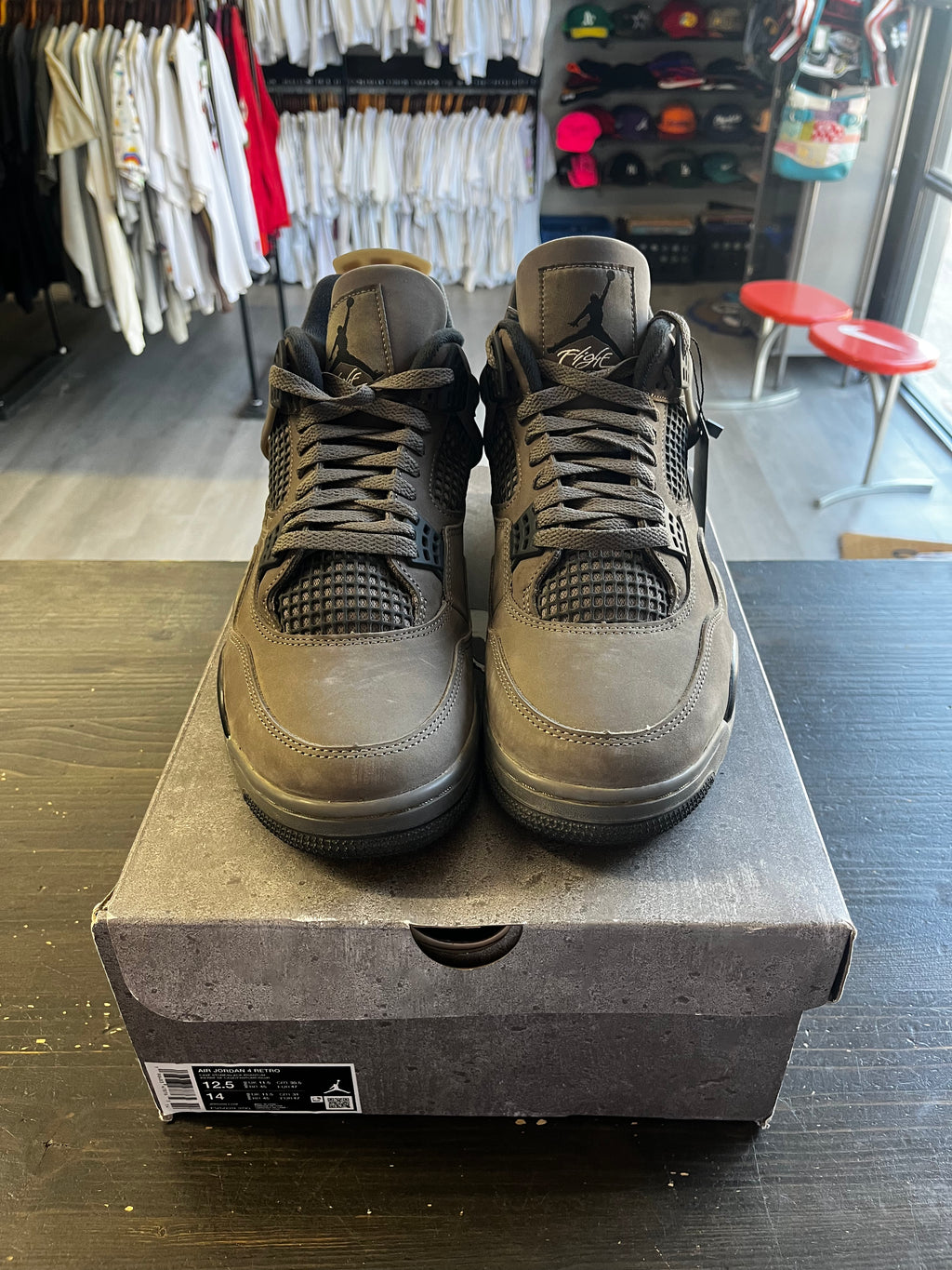Pre-Owned Jordan 4 Retro Cave Stone