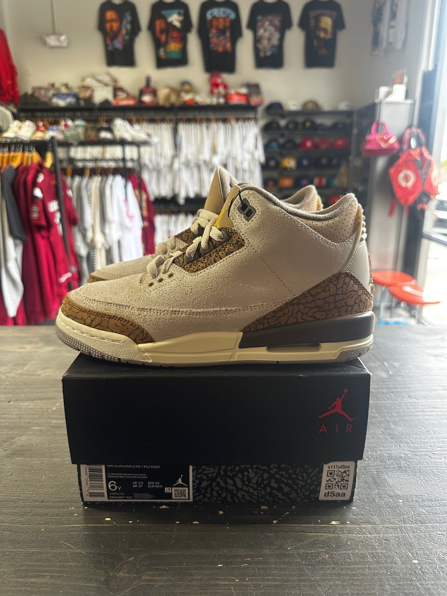 Pre-Owned Jordan 3 Retro Palomino