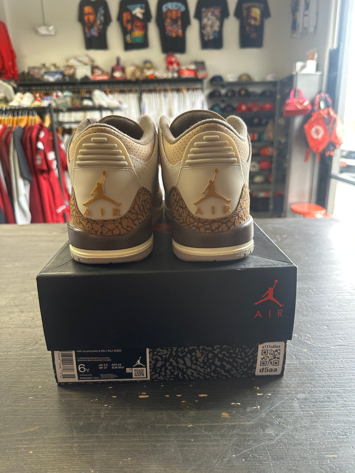 Pre-Owned Jordan 3 Retro Palomino