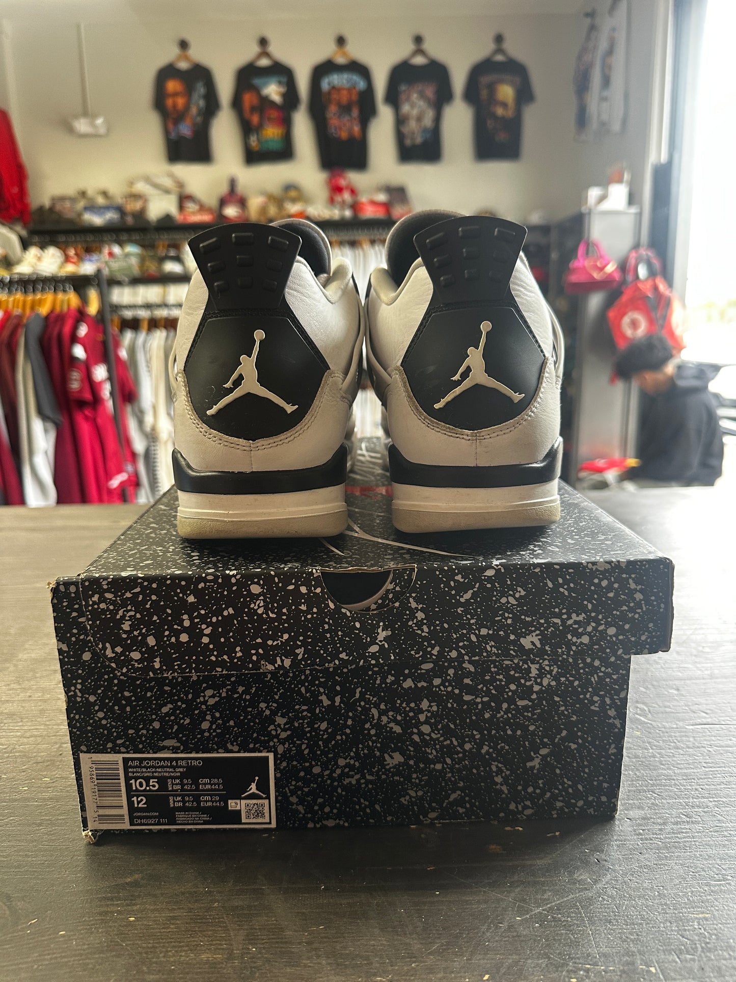 Pre-Owned Jordan 4 Military Black