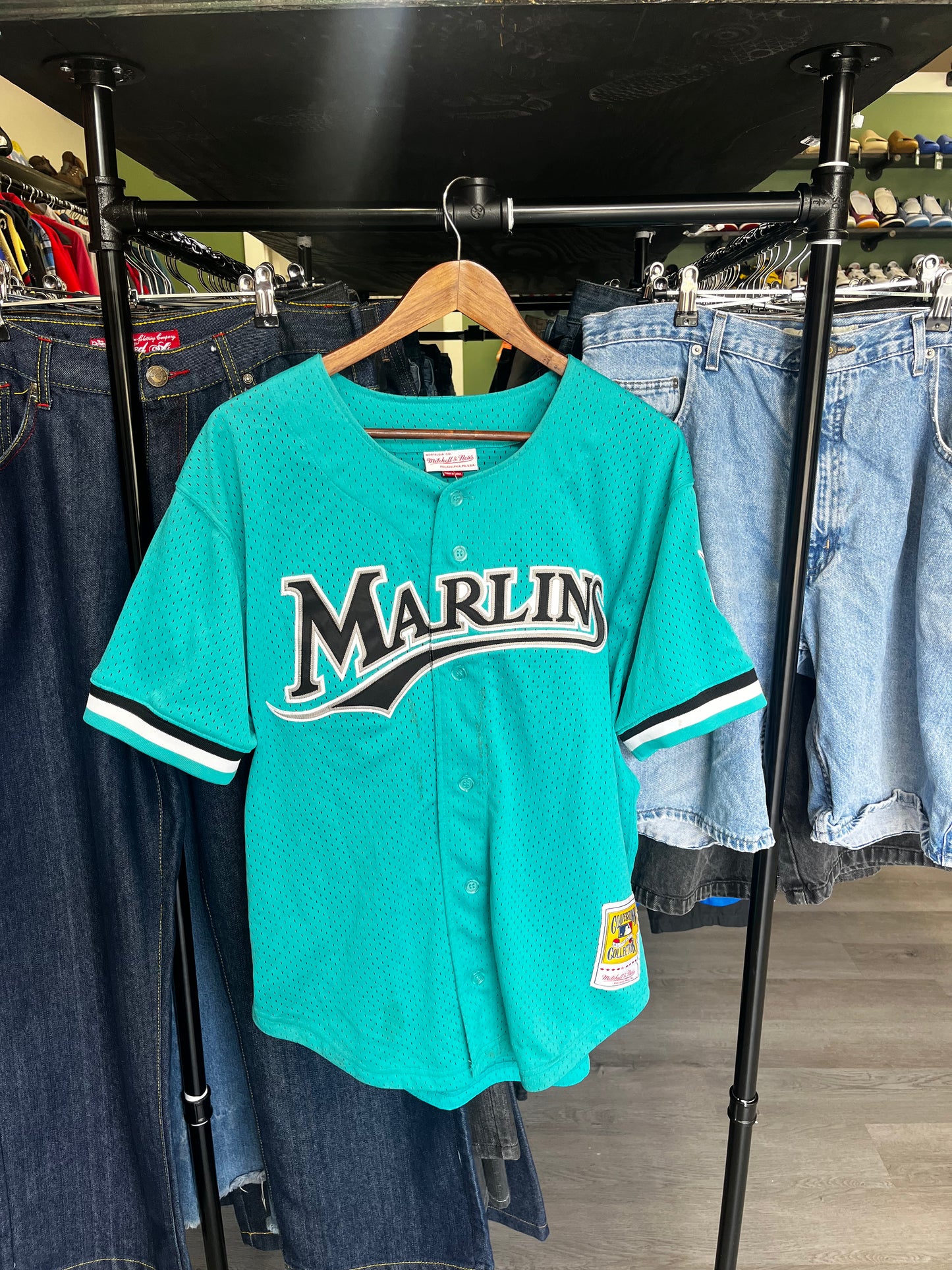 Vintage MLB Mariners Andre Dawson Jersey
