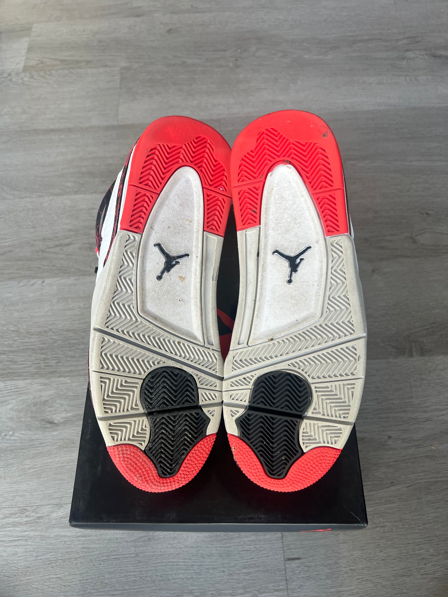 Pre-Owned Jordan 4 Retro Flight Nostalgia