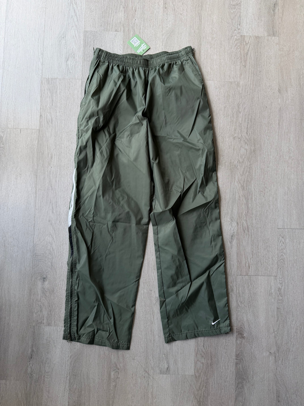 Nike Green Straight Leg Nylon Pants