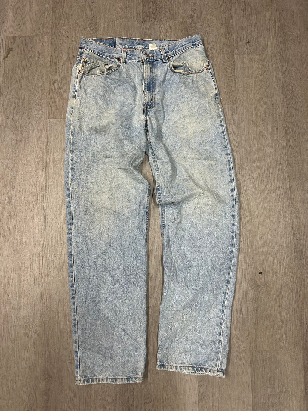 Vintage Light Wash Levi 550 Jeans
