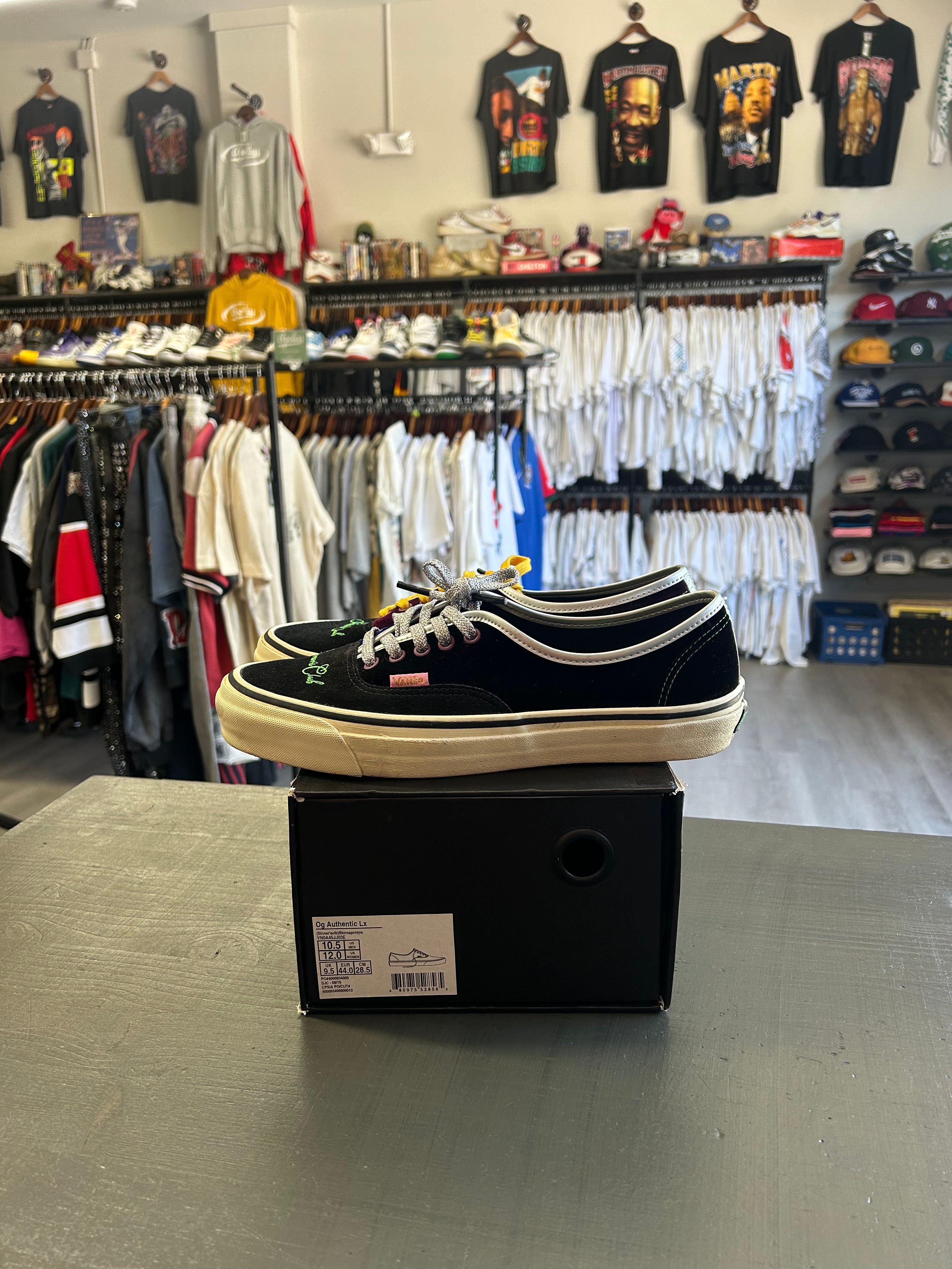 Pre-Owned Vans Authentic Feature Sinners Club Part ll