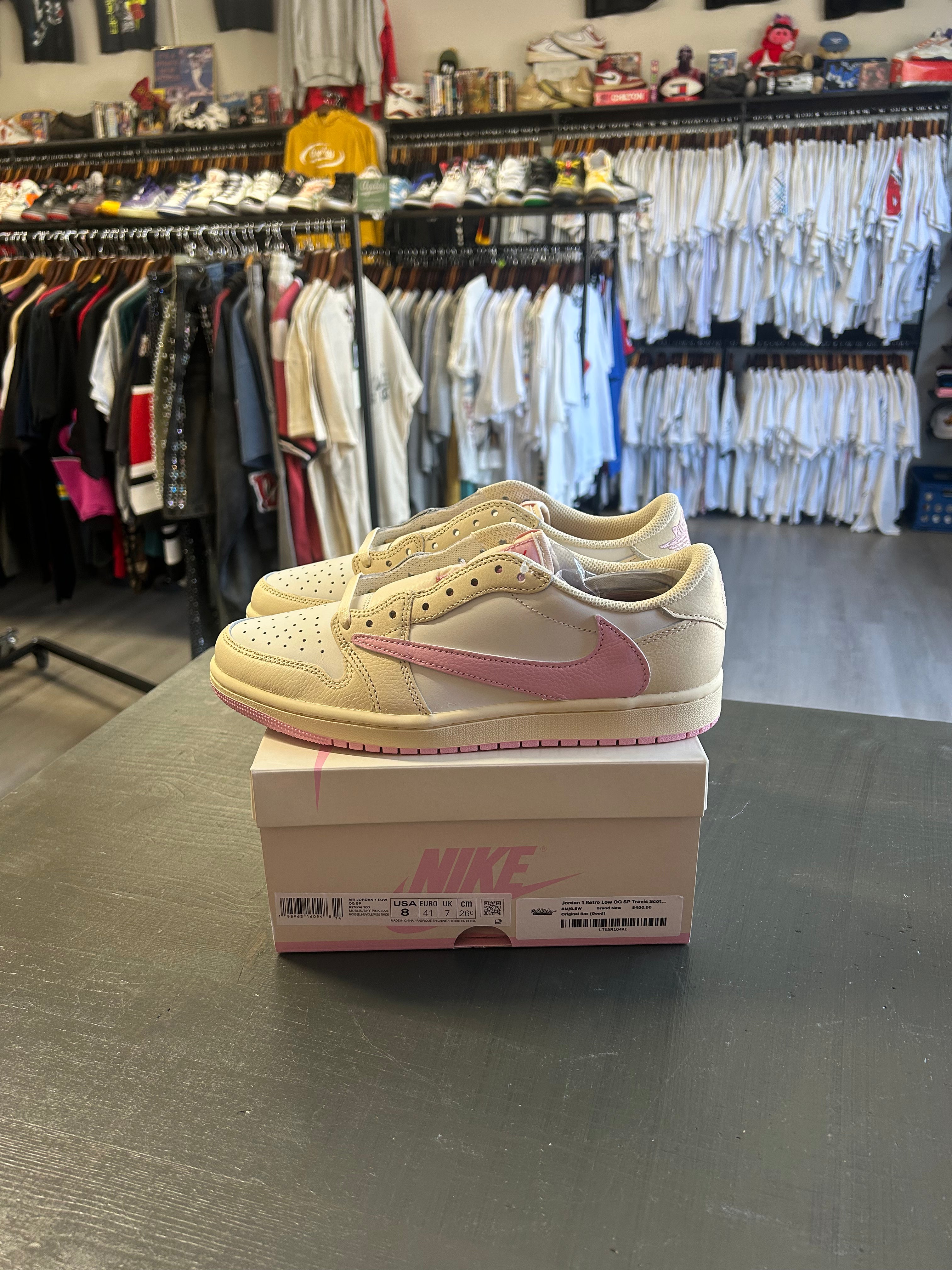 Jordan 1 Retro Low OG SP Travis Scott Shy Pink