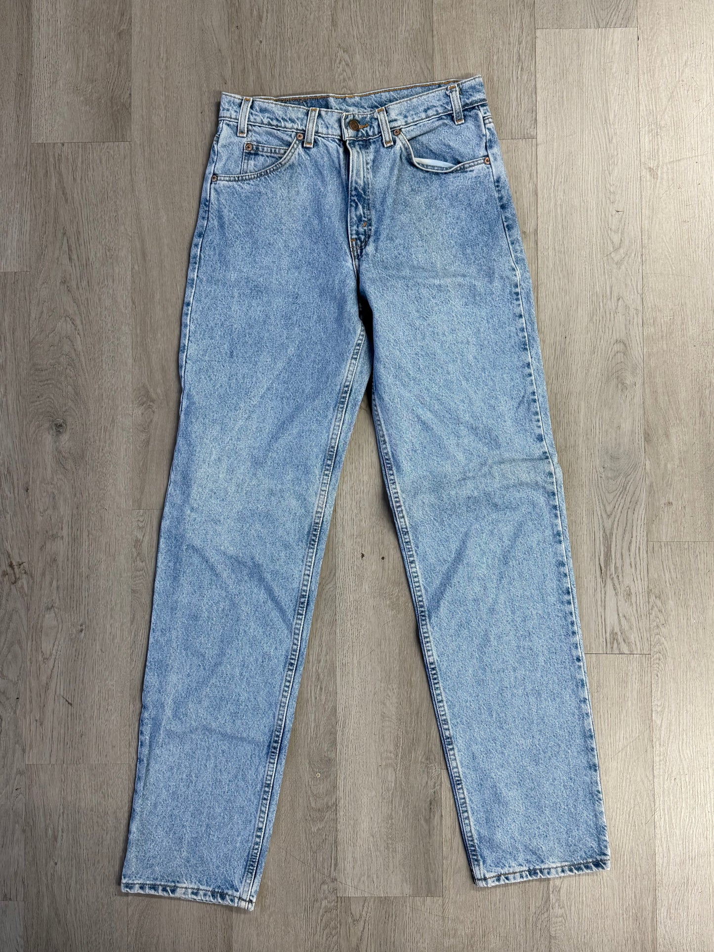 Vintage Levi’s 550 Light Blue Jeans