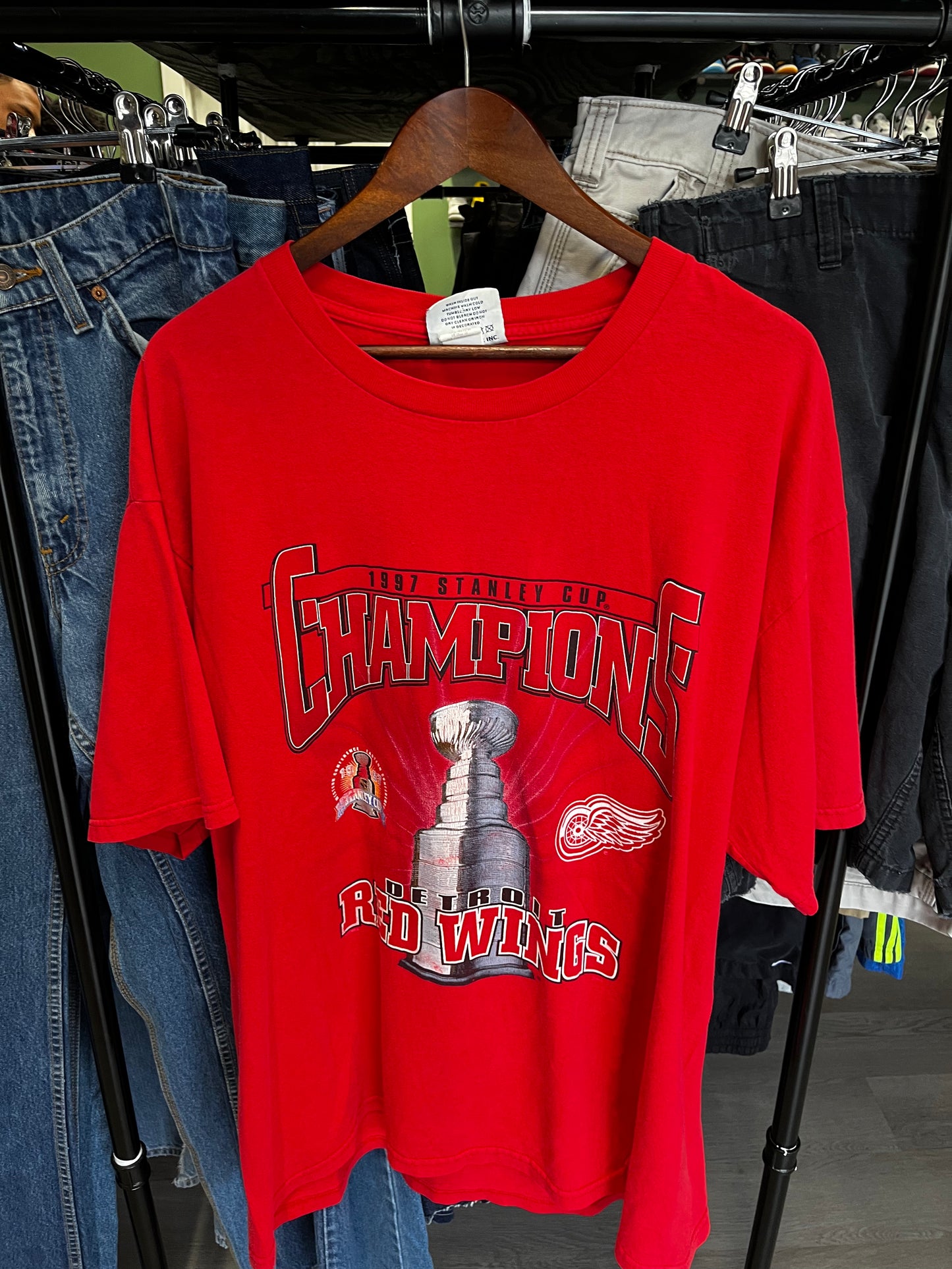 1997 Stanley Cup Detroit Red Wings Tee