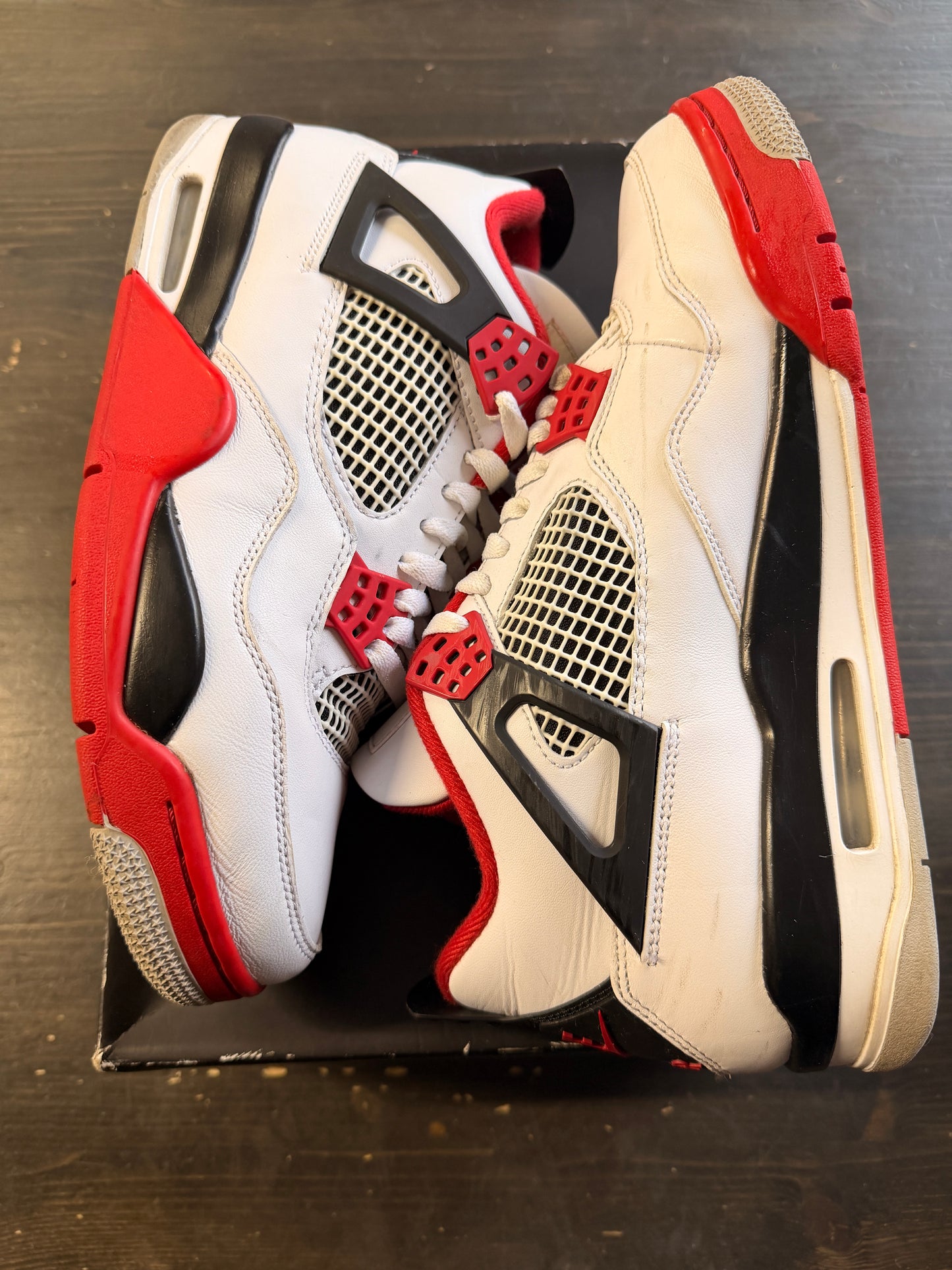 Pre-Owned Jordan 4 Retro Fire Red (2020)