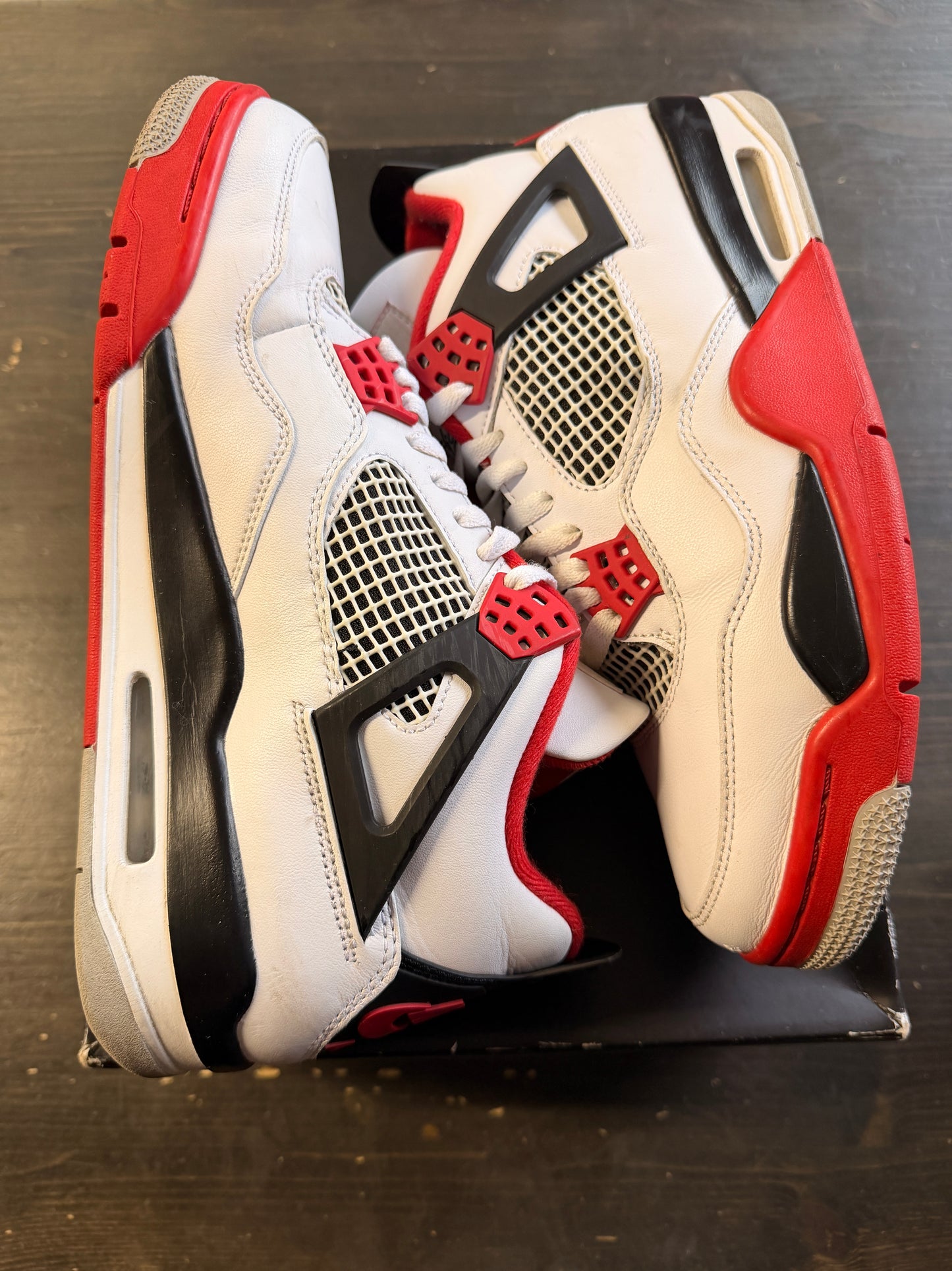 Pre-Owned Jordan 4 Retro Fire Red (2020)