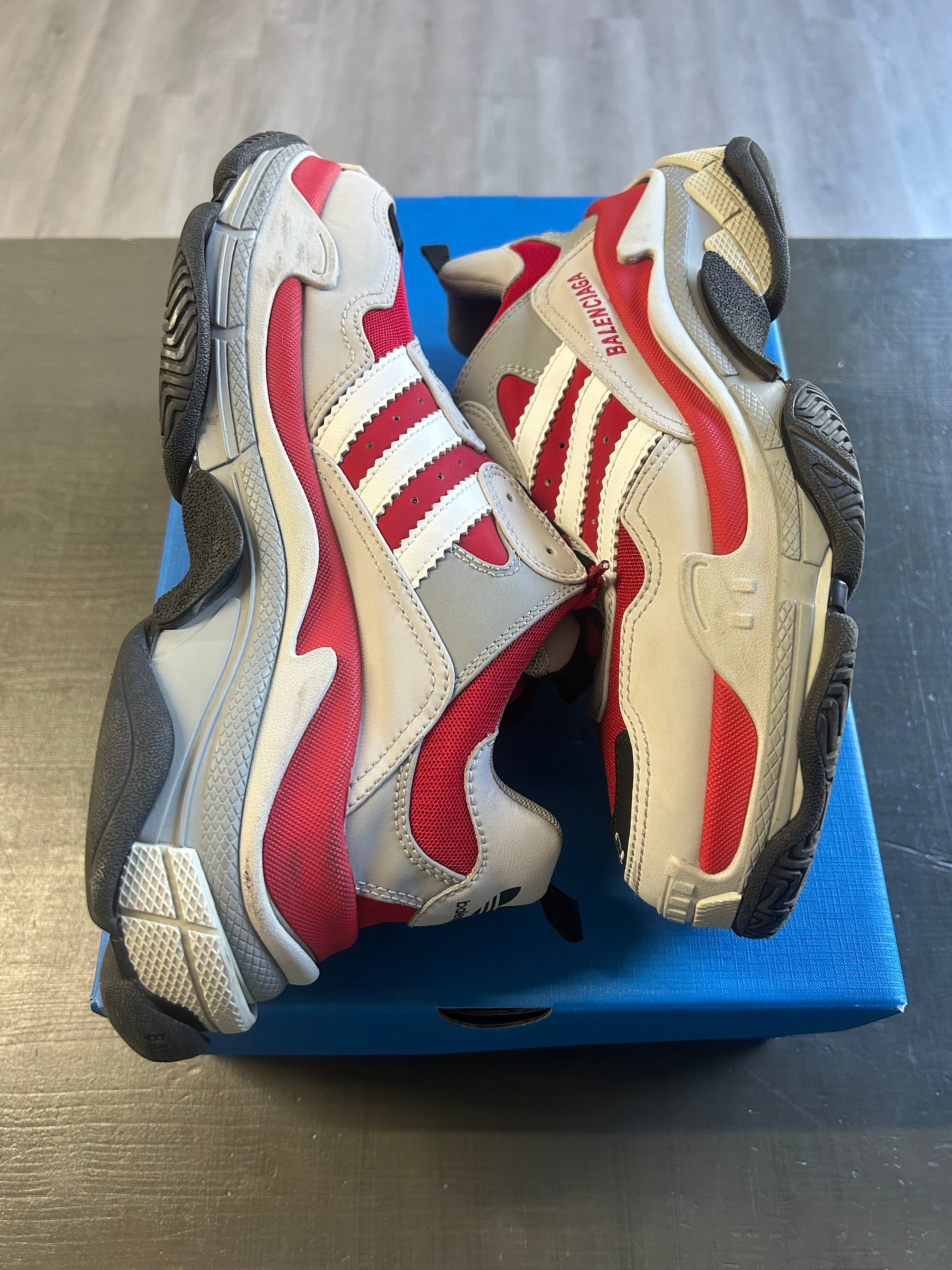 Pre-Owned Balenciaga x Adidas Triple S