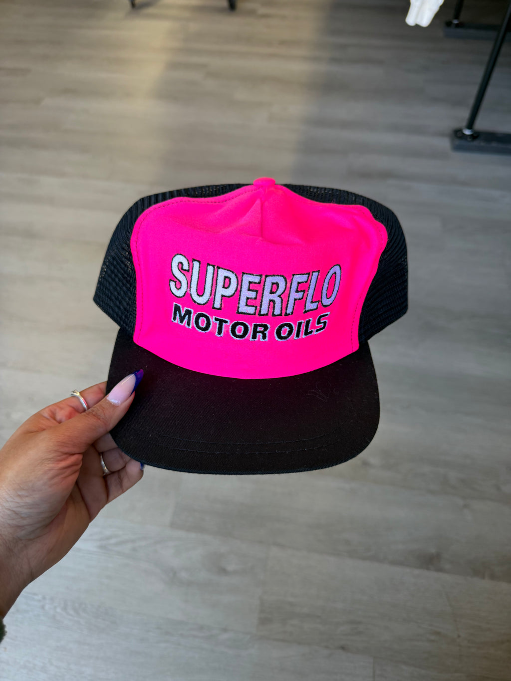 Superflo Motoroils Snapback