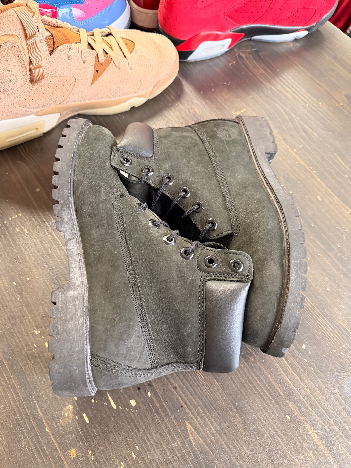 Pre-Owned Timberland Premium 6-Inch Waterproof Boots Black