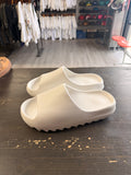 Pre-Owned Yzy YS-01 Cream