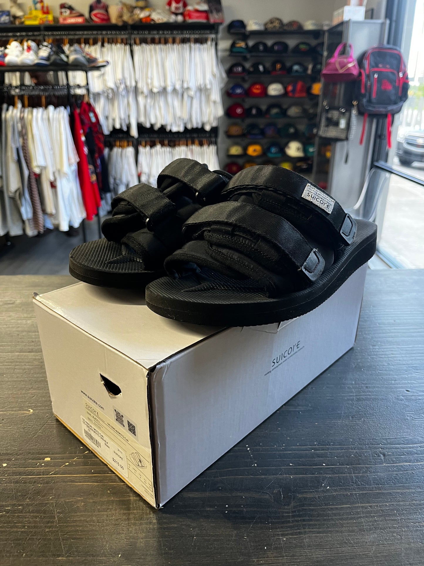 Pre-Owned Suicoke MOTO-CAB (OG-056CAB) Black