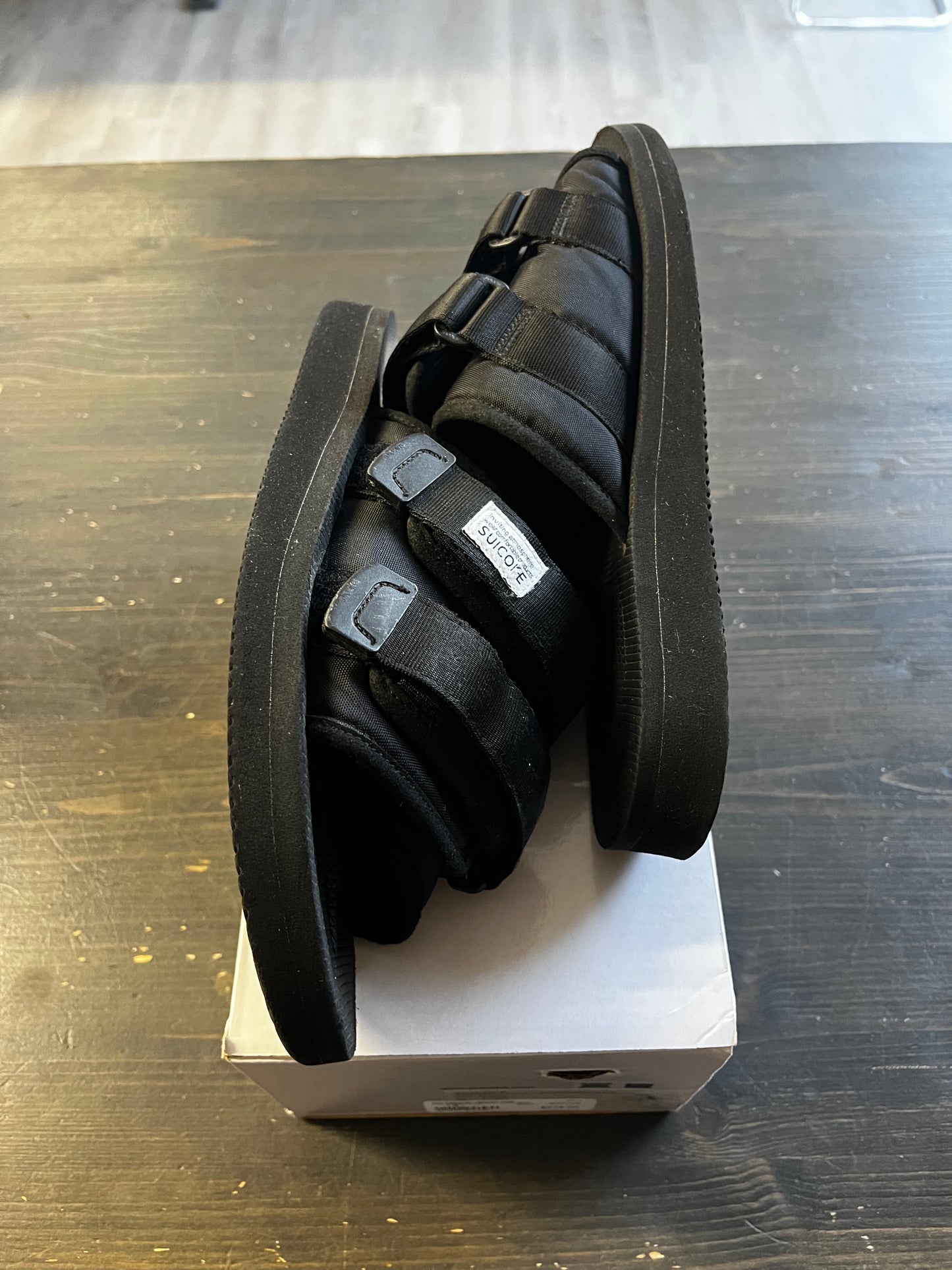 Pre-Owned Suicoke MOTO-CAB (OG-056CAB) Black