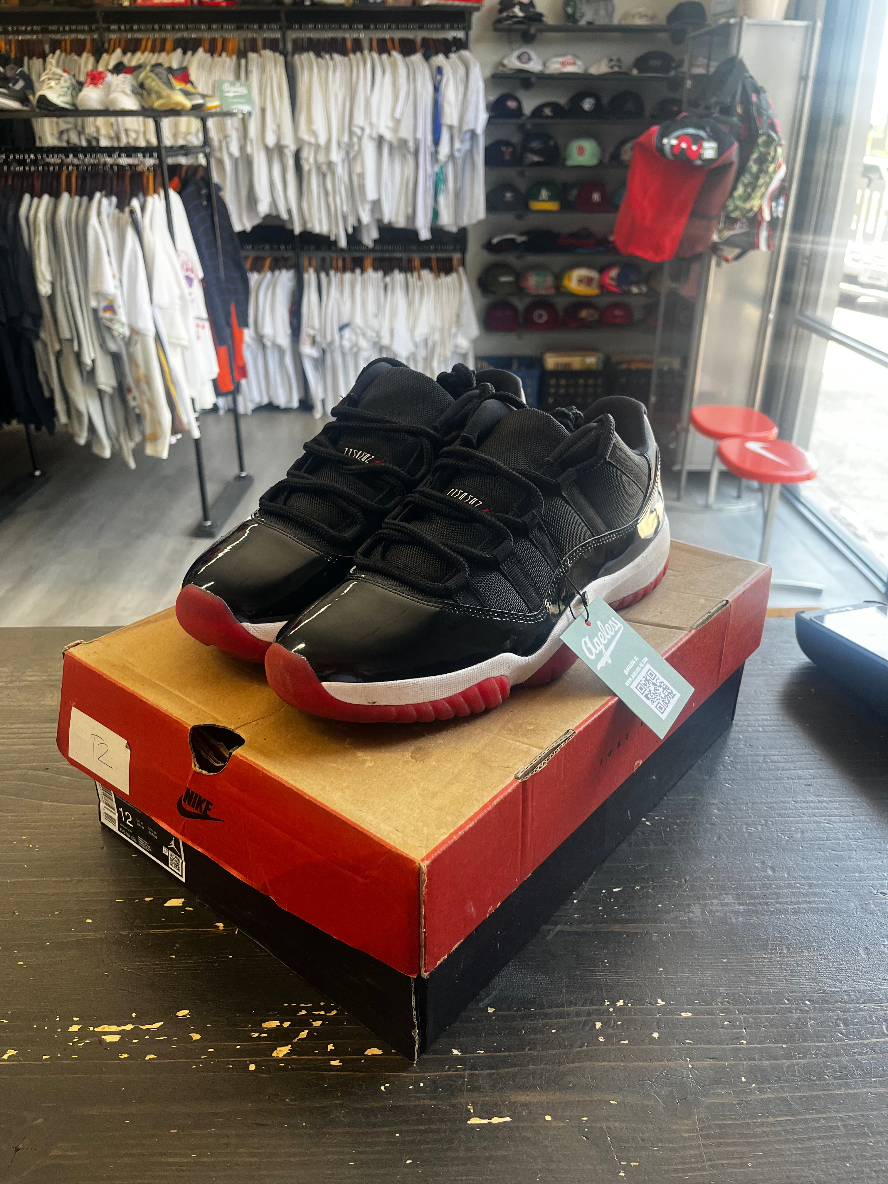 Pre-Owned Jordan 11 Retro Low Bred (2025)