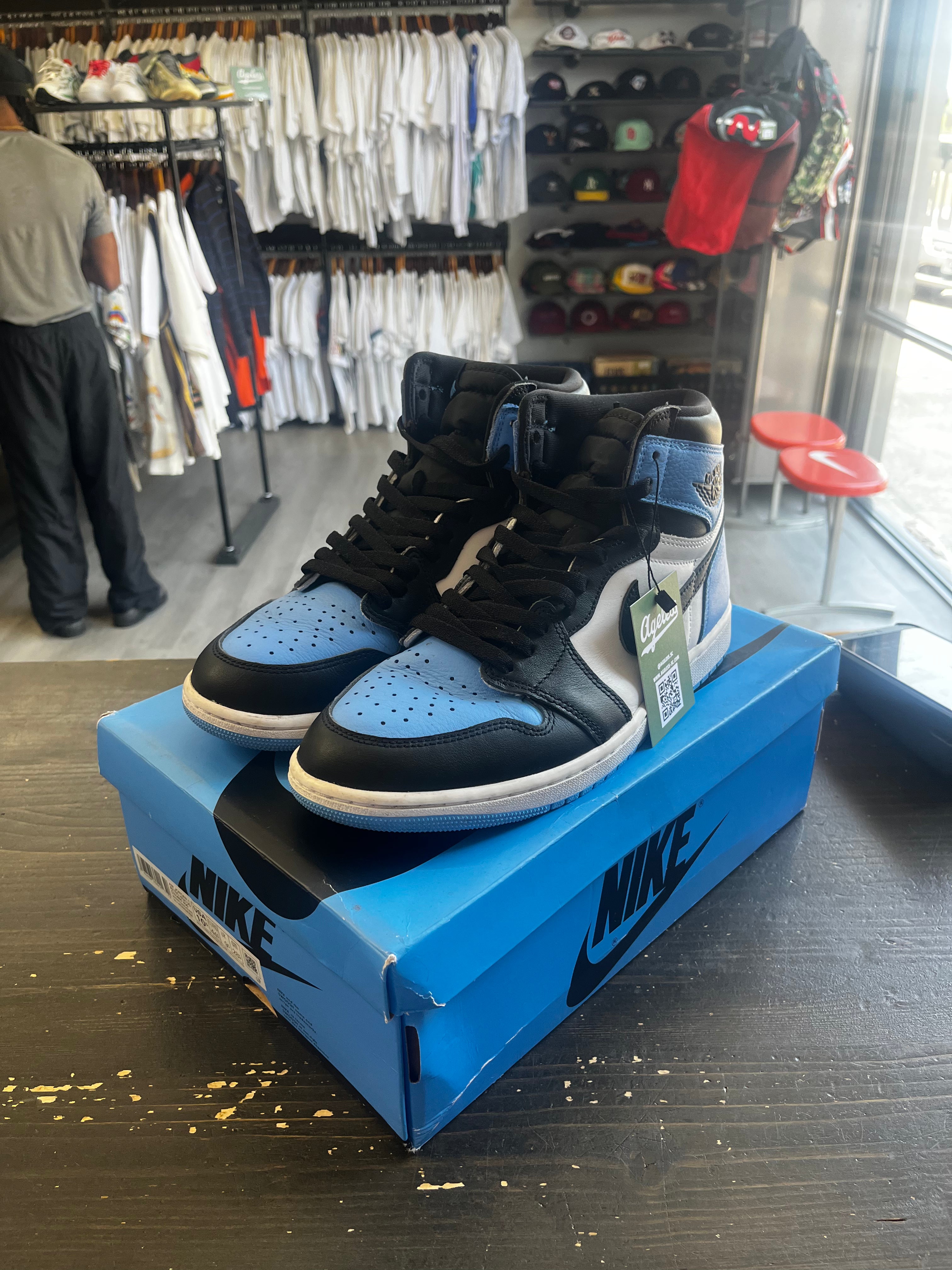 Pre-Owned Jordan 1 Retro High OG UNC Toe