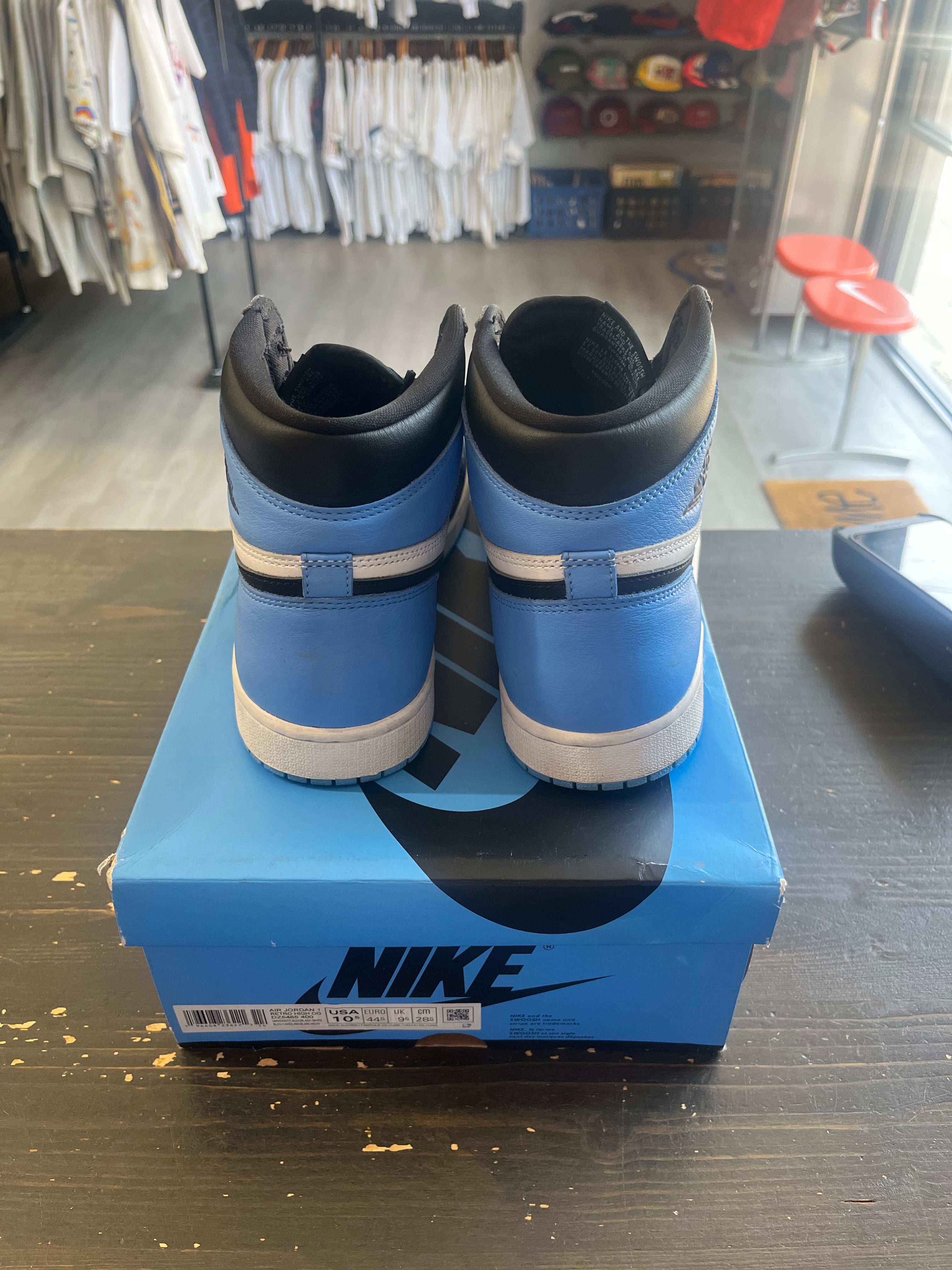 Pre-Owned Jordan 1 Retro High OG UNC Toe