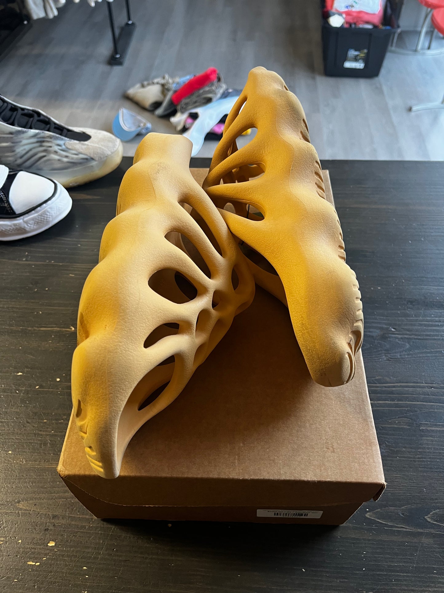 Pre-Owned Adidas Yeezy 450 Slide Cream