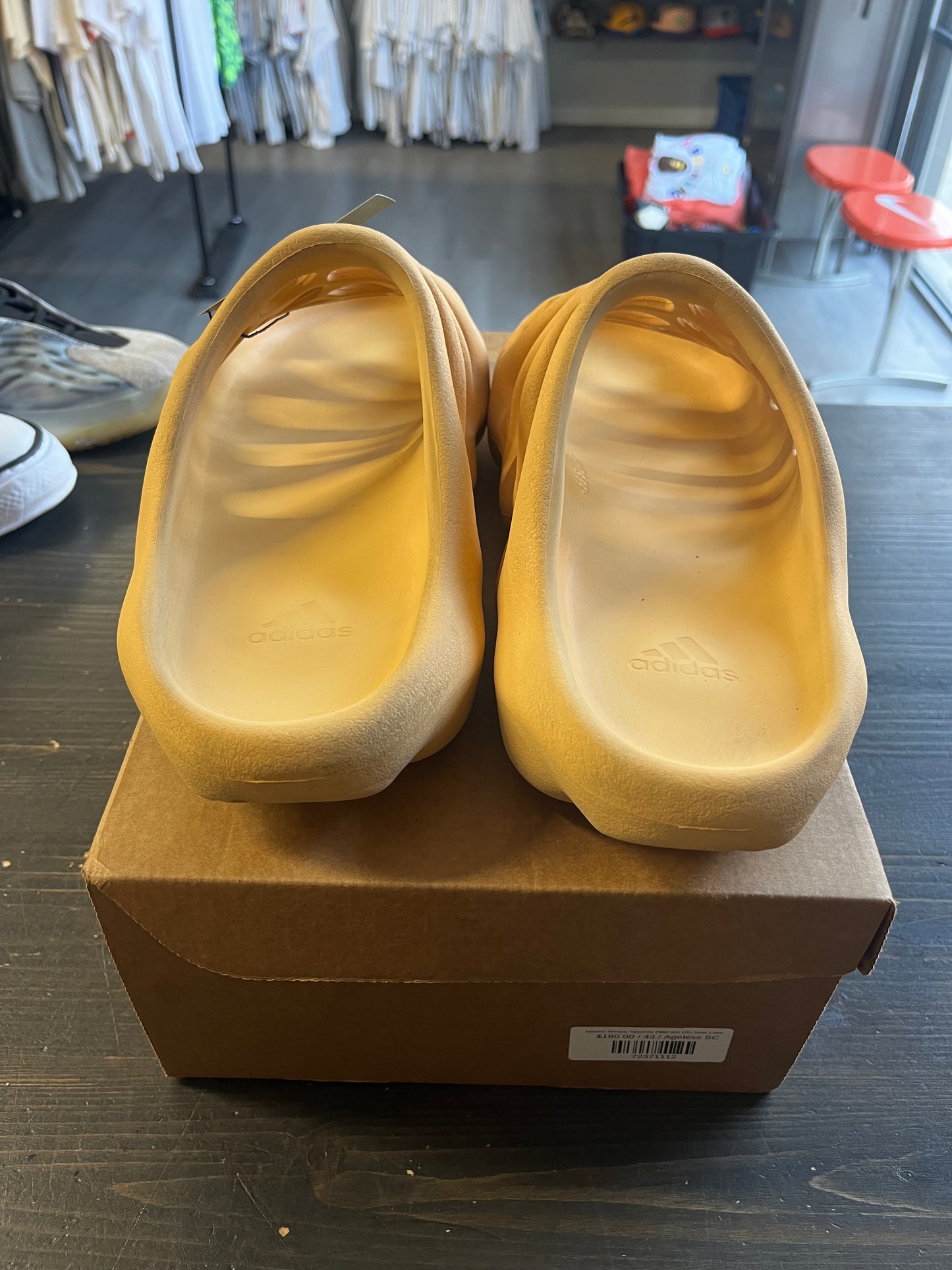 Pre-Owned Adidas Yeezy 450 Slide Cream