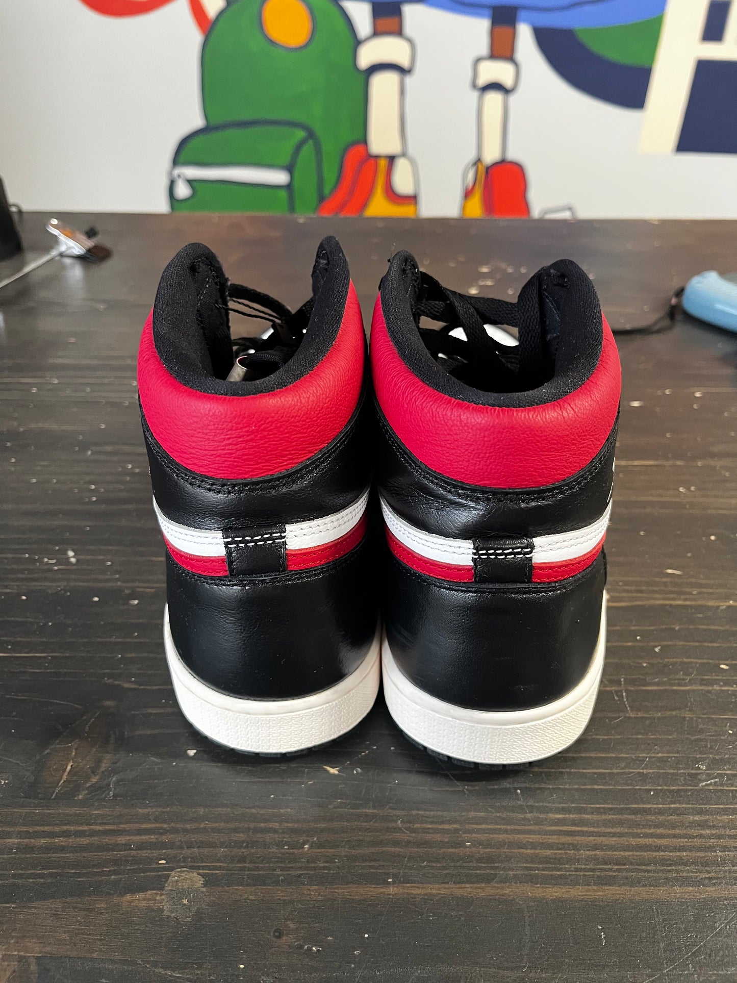 Pre-Owned Jordan 1 Retro High Black Gym Red