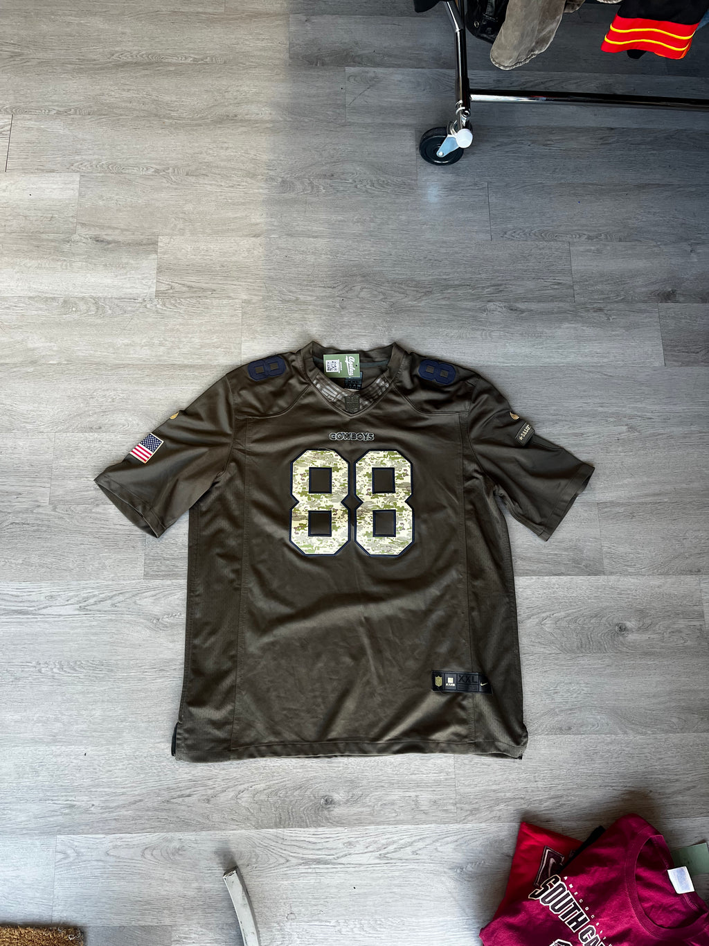 Nike Dallas Cowboys Dez Bryant #88 Salute to Service Jersey