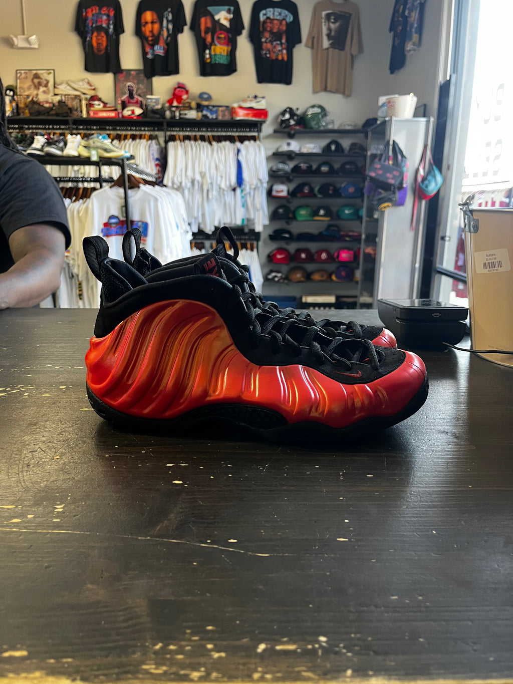 Pre-Owned Nike Air Foamposite One Habanero Red
