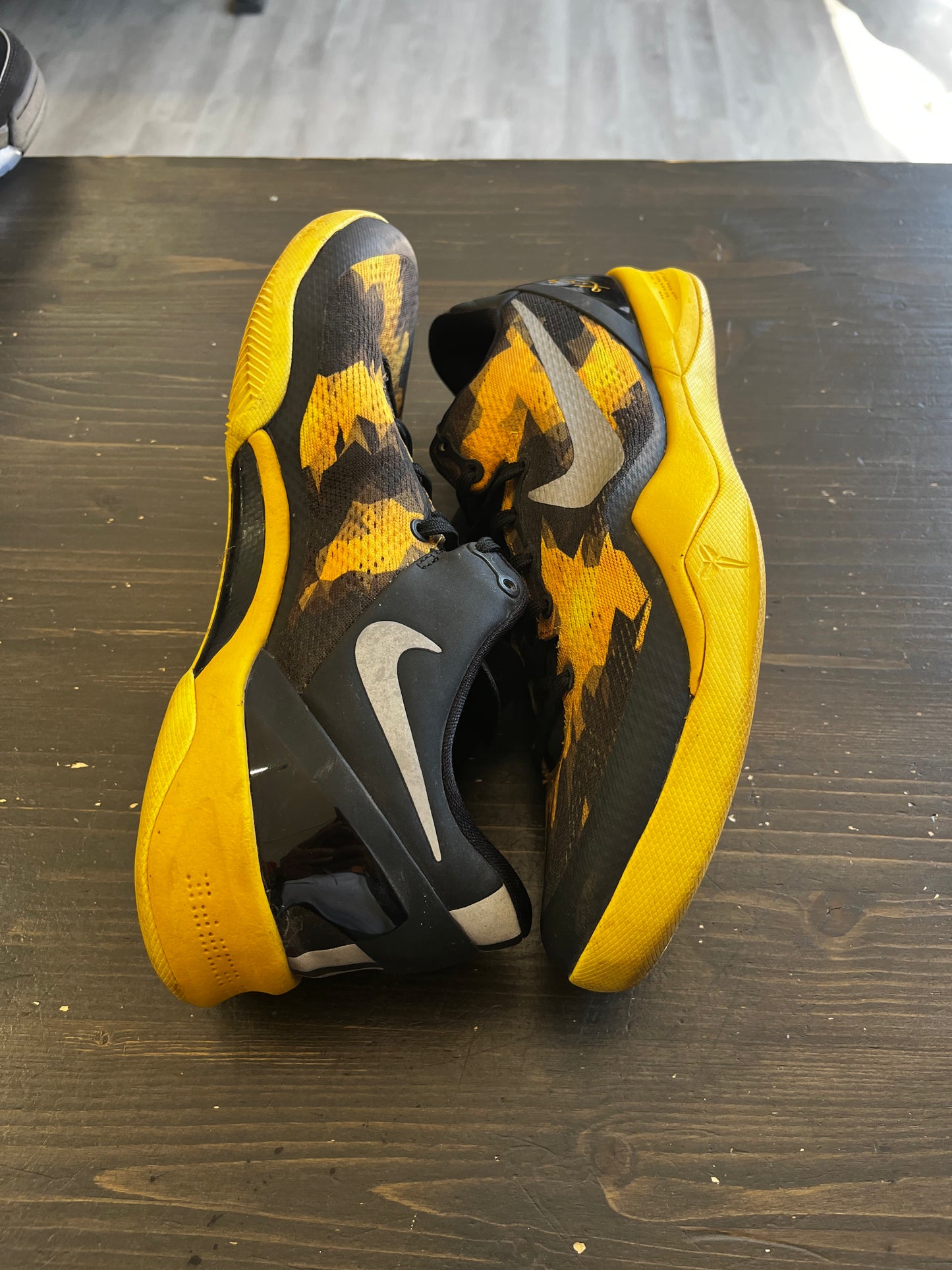 Pre-Owned Nike Kobe 8 Sulfur Electric Yellow