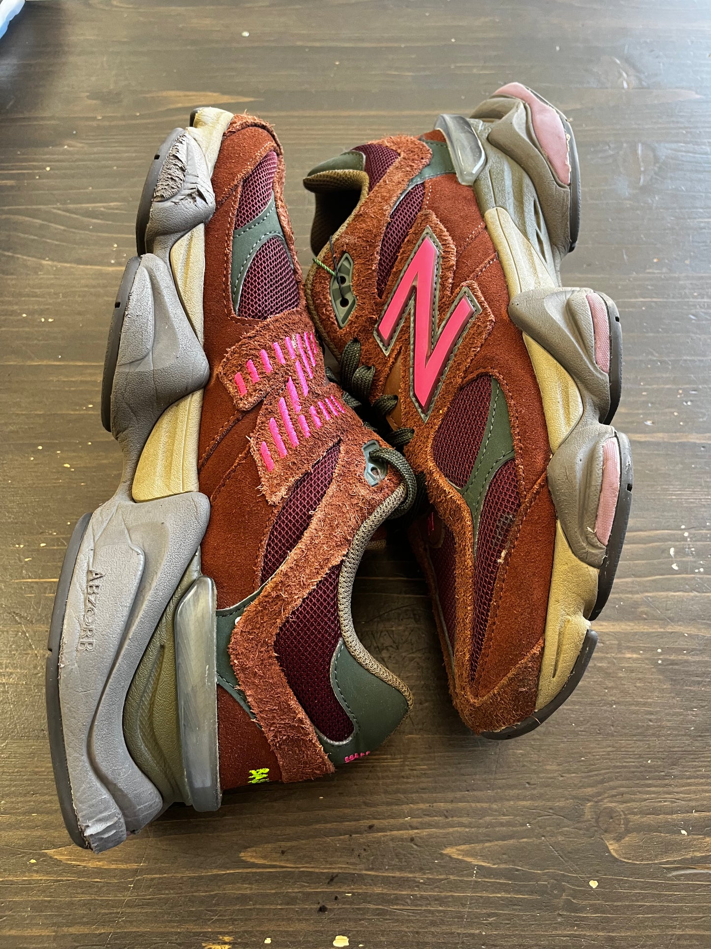 Pre-Owned New Balance 9060 Rich Oak Burgundy