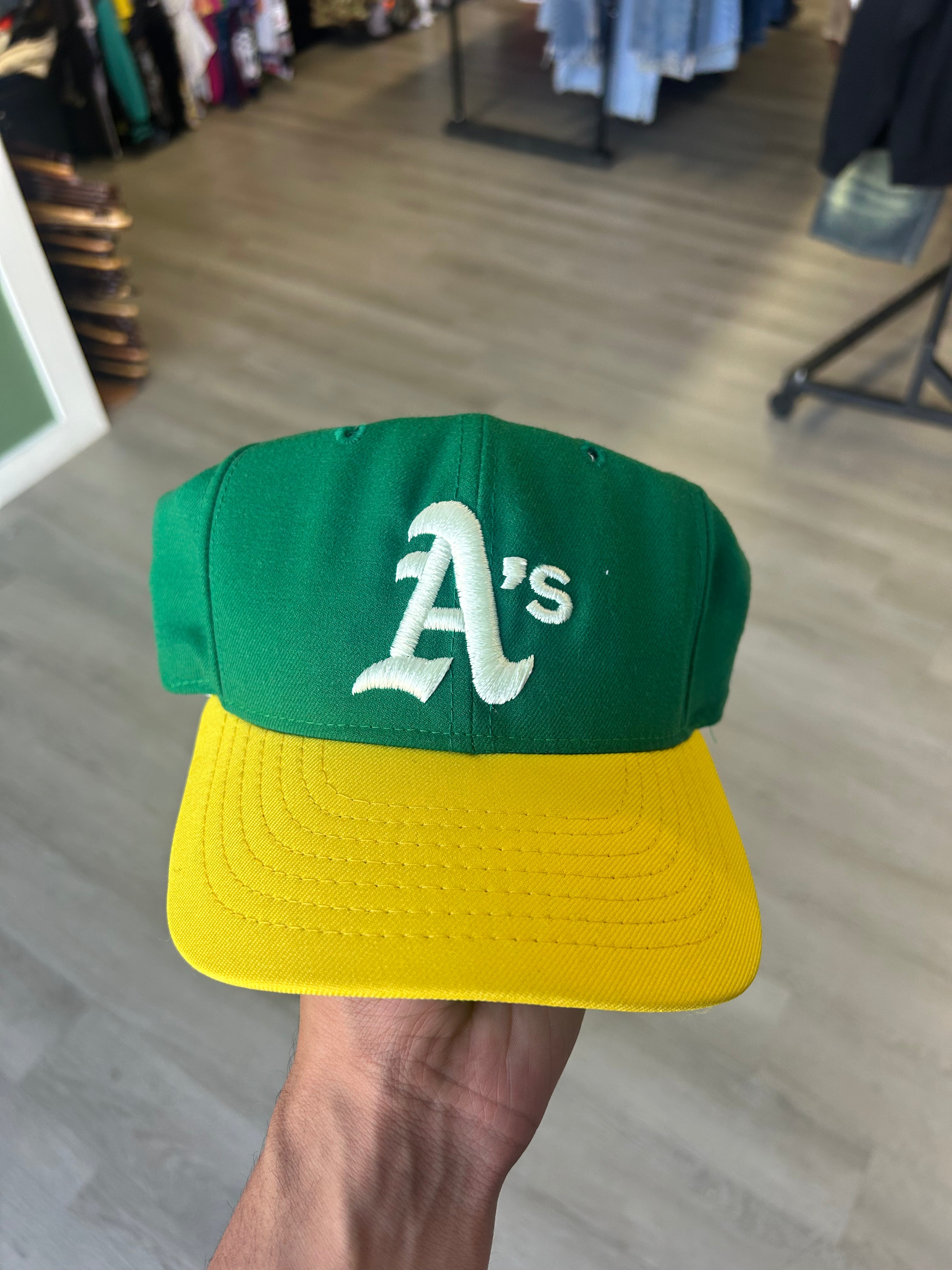 Vintage Oakland A’s Fitted