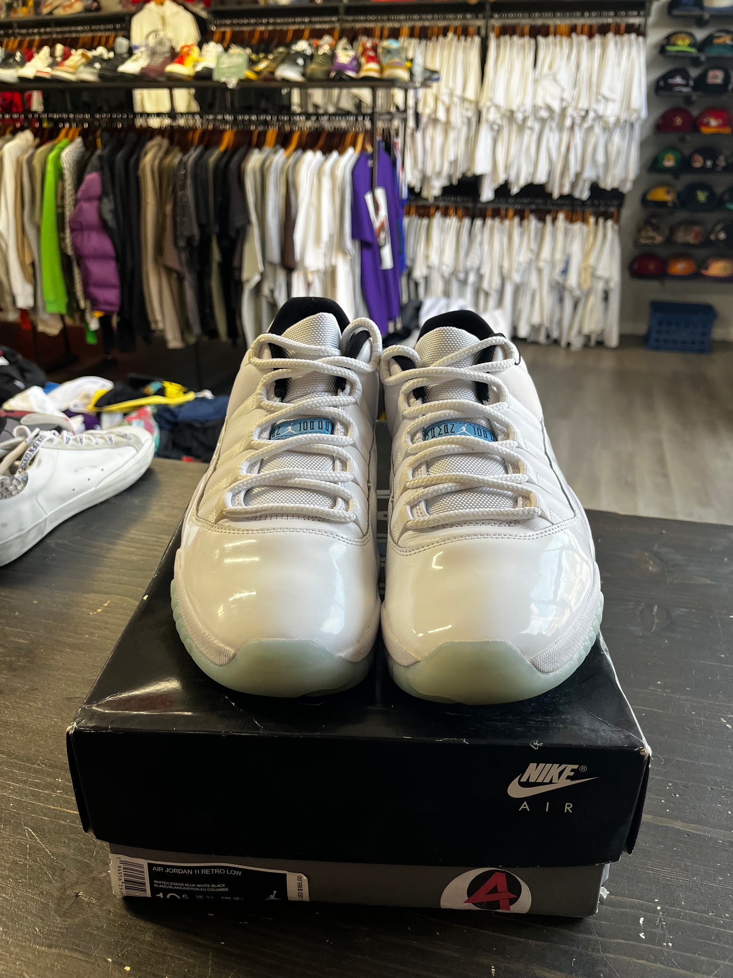 Pre-Owned Jordan 11 Retro Low Legend Blue