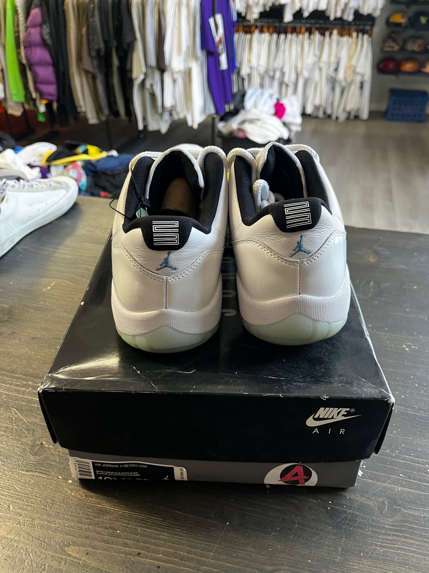 Pre-Owned Jordan 11 Retro Low Legend Blue